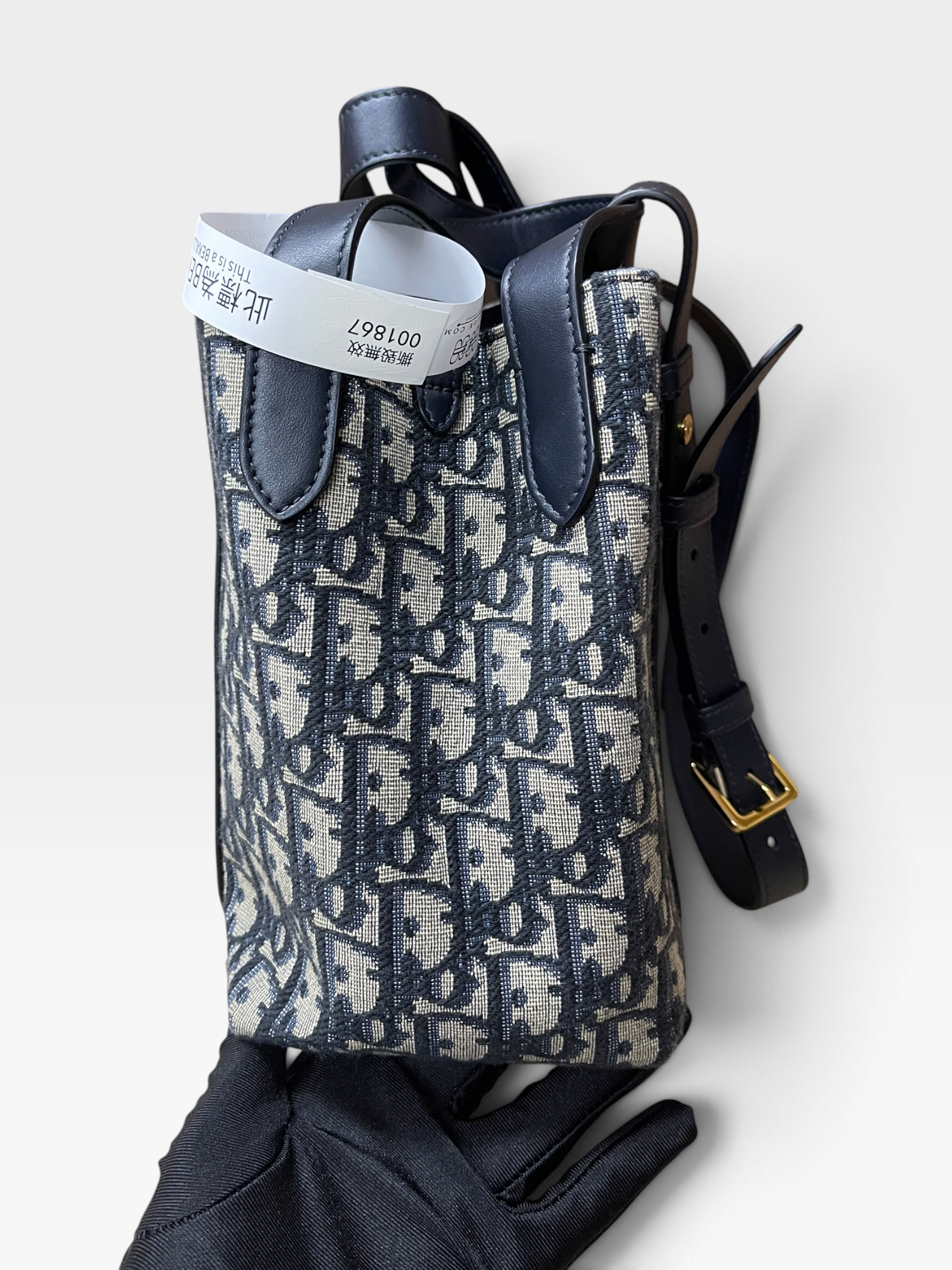 直播貨品 |  [1個-$100 2個-$300］I39