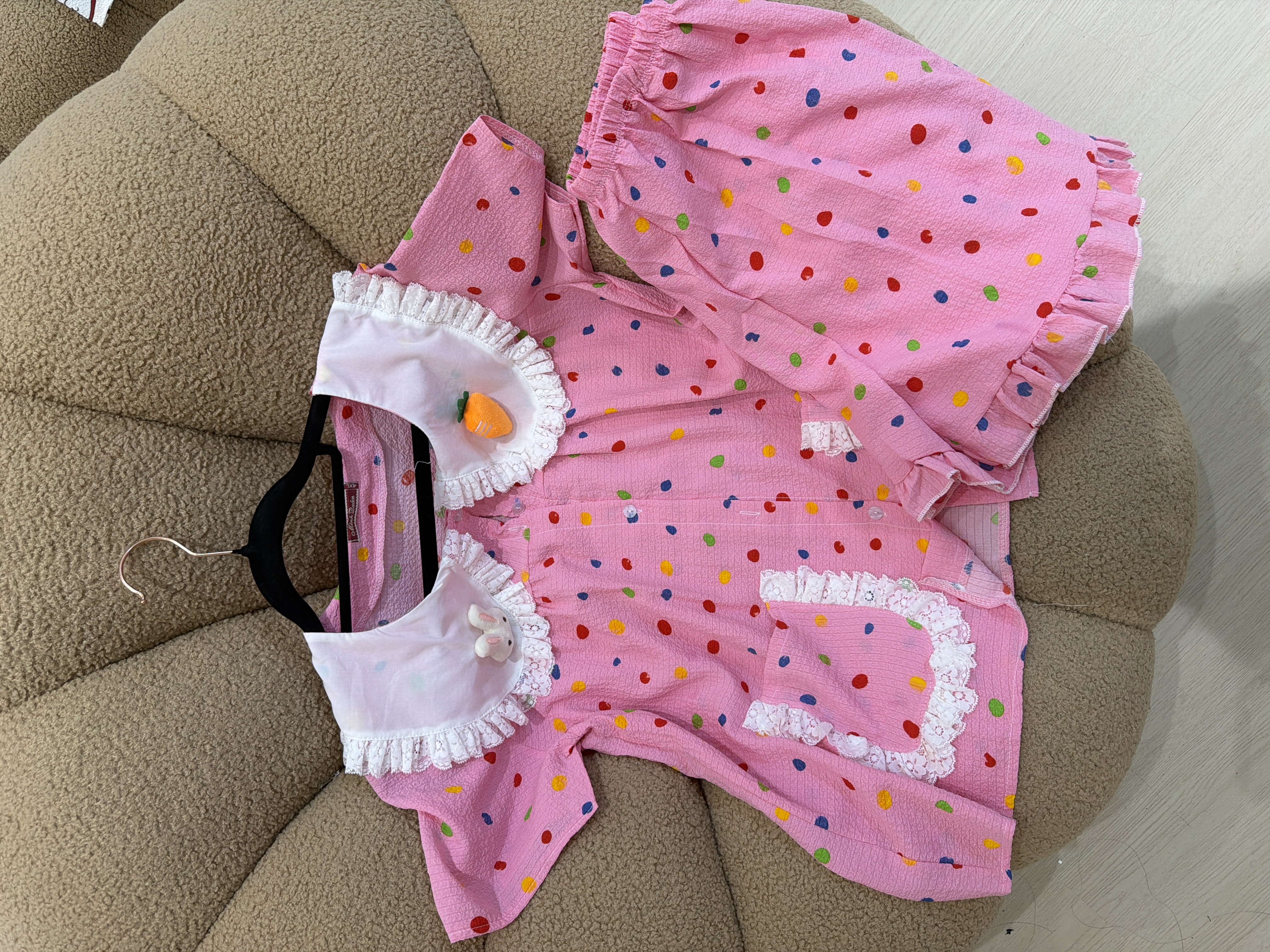 粉紅波點睡衣套裝