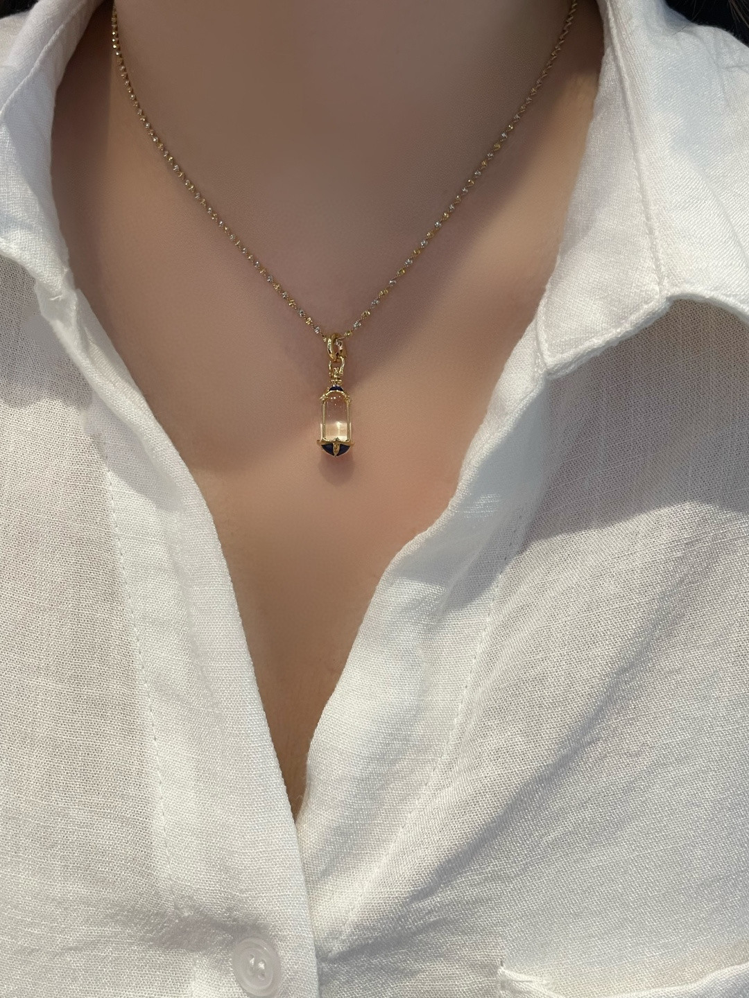 18K White Quartz Diamond Pendant 
