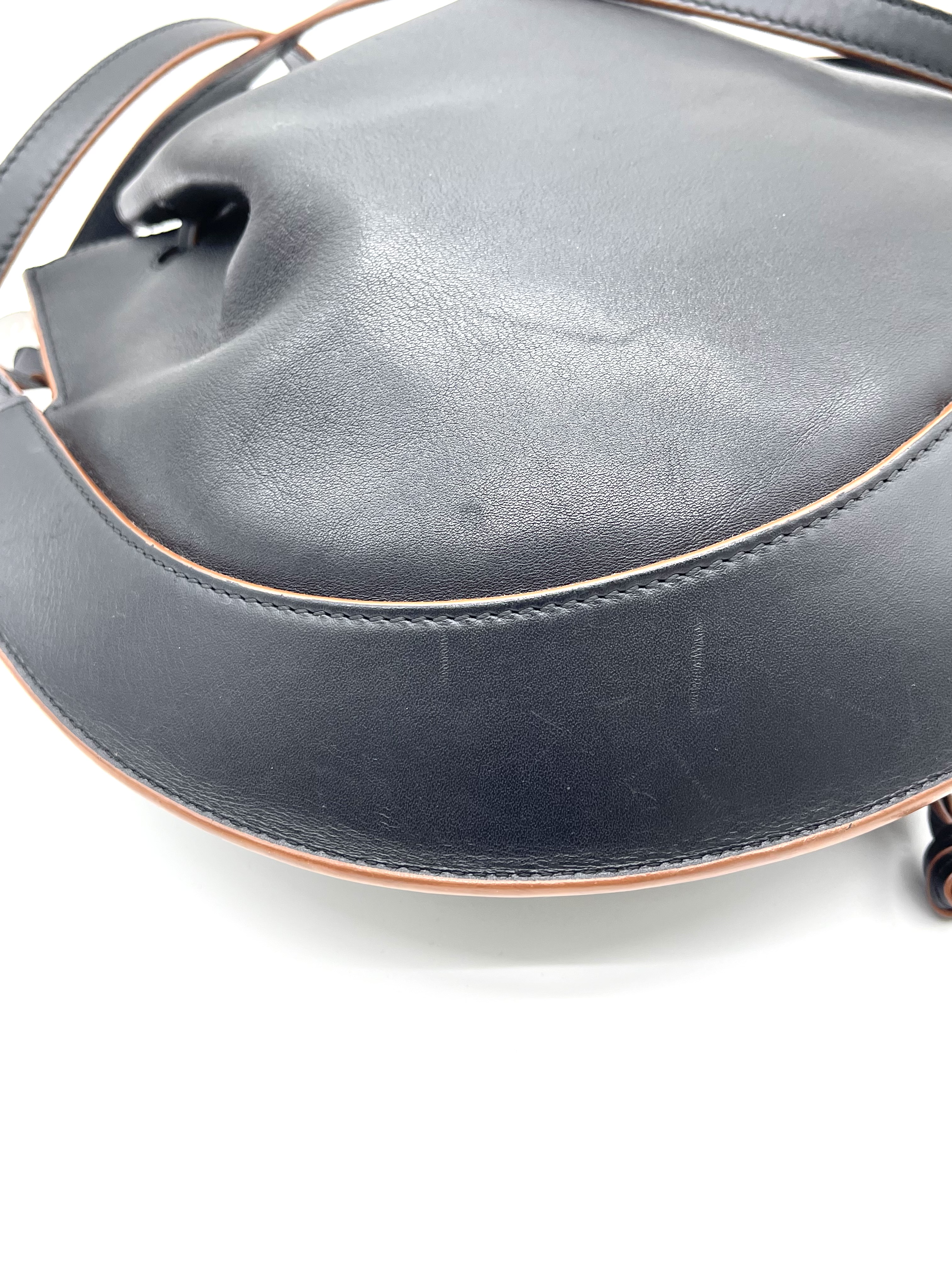 Pre-owned Loewe Horseshoe / Product Code: 26031417