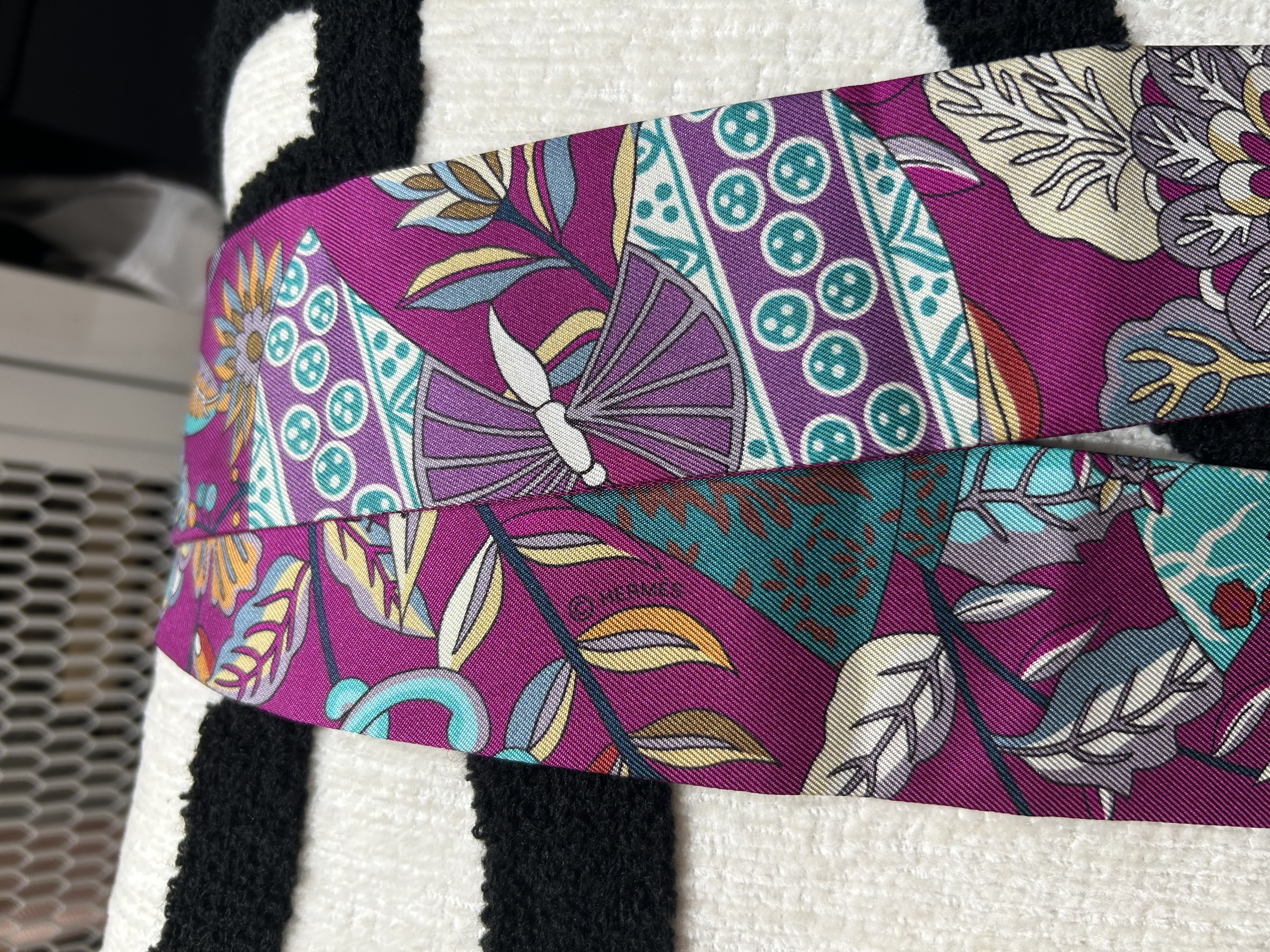 Hermes Twilly 100%authentic, 98%new