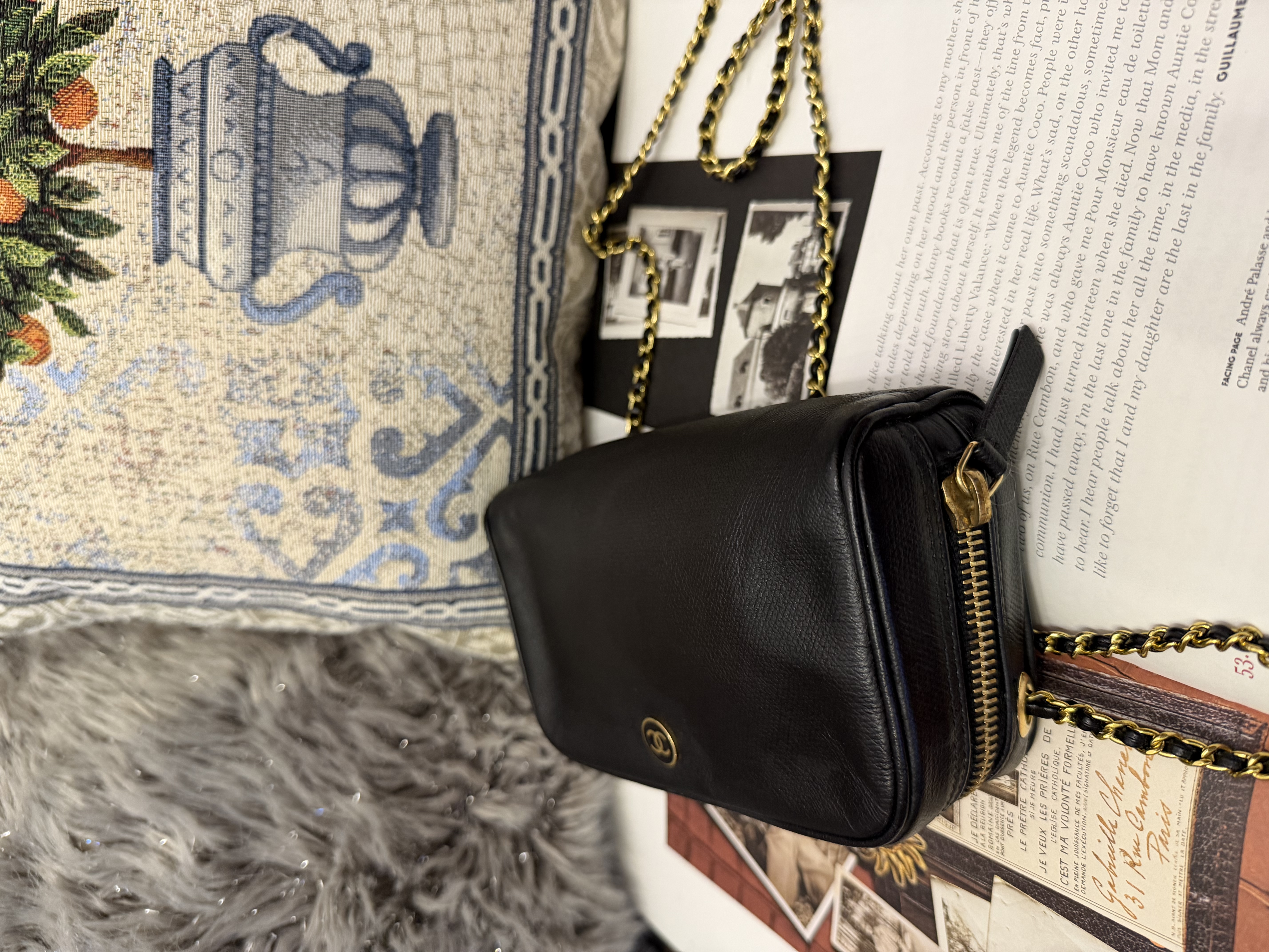 vintage chanel chanel leather vanity bag 