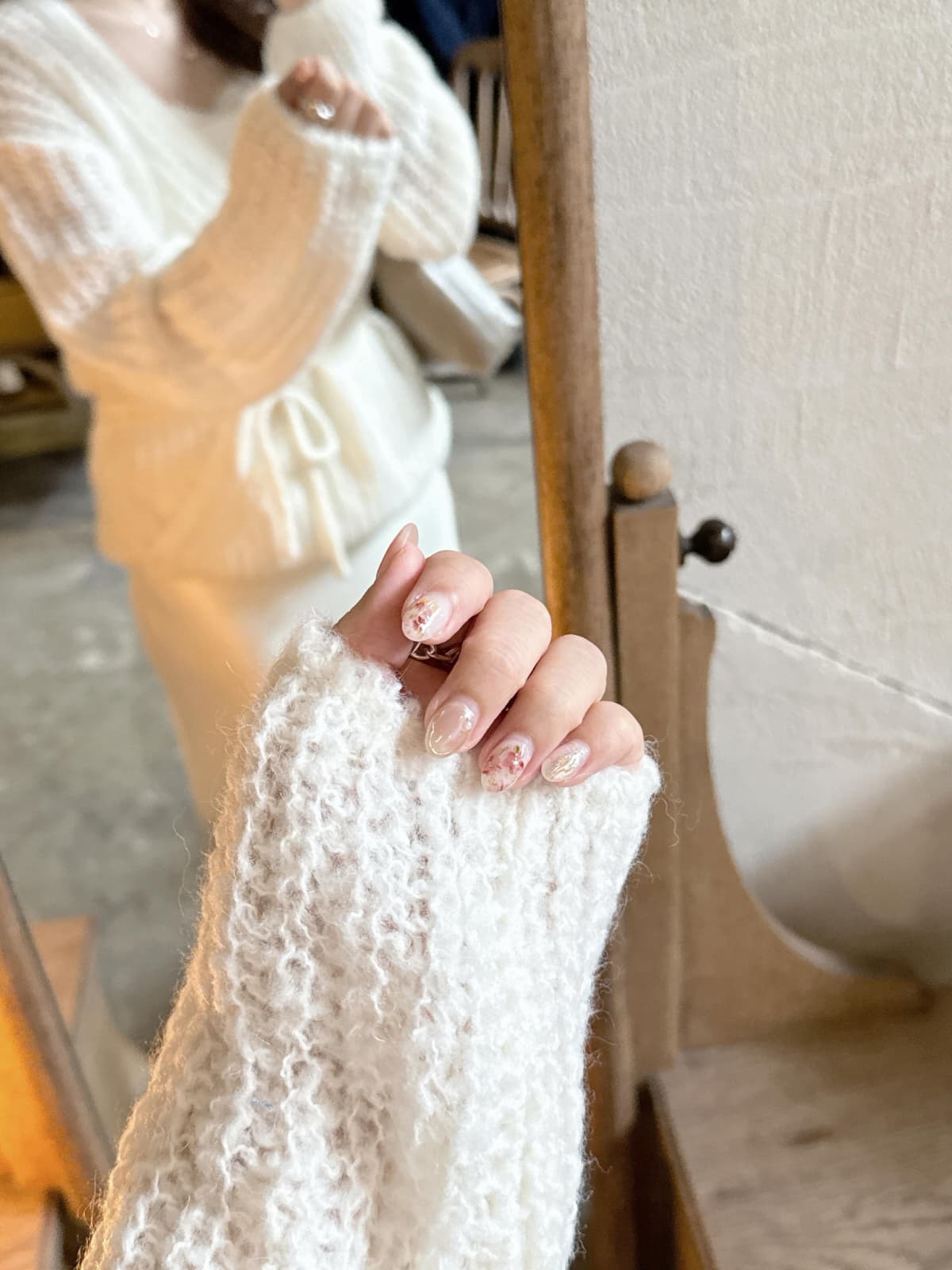 【溫柔氣質】粗冷交叉修腰針織上衣