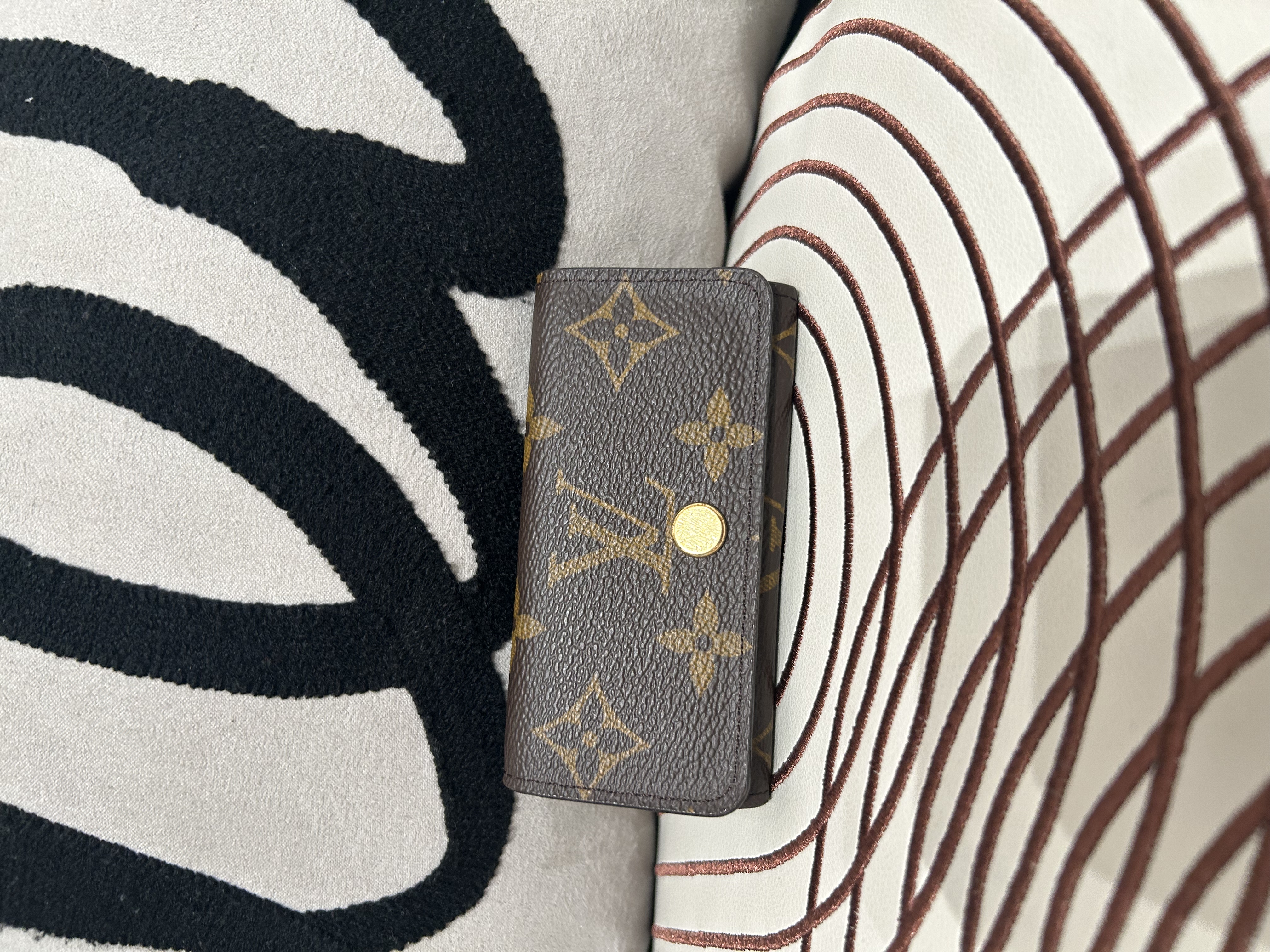 LV key Holder Monogram 100%Authentic ,95% new ✅box