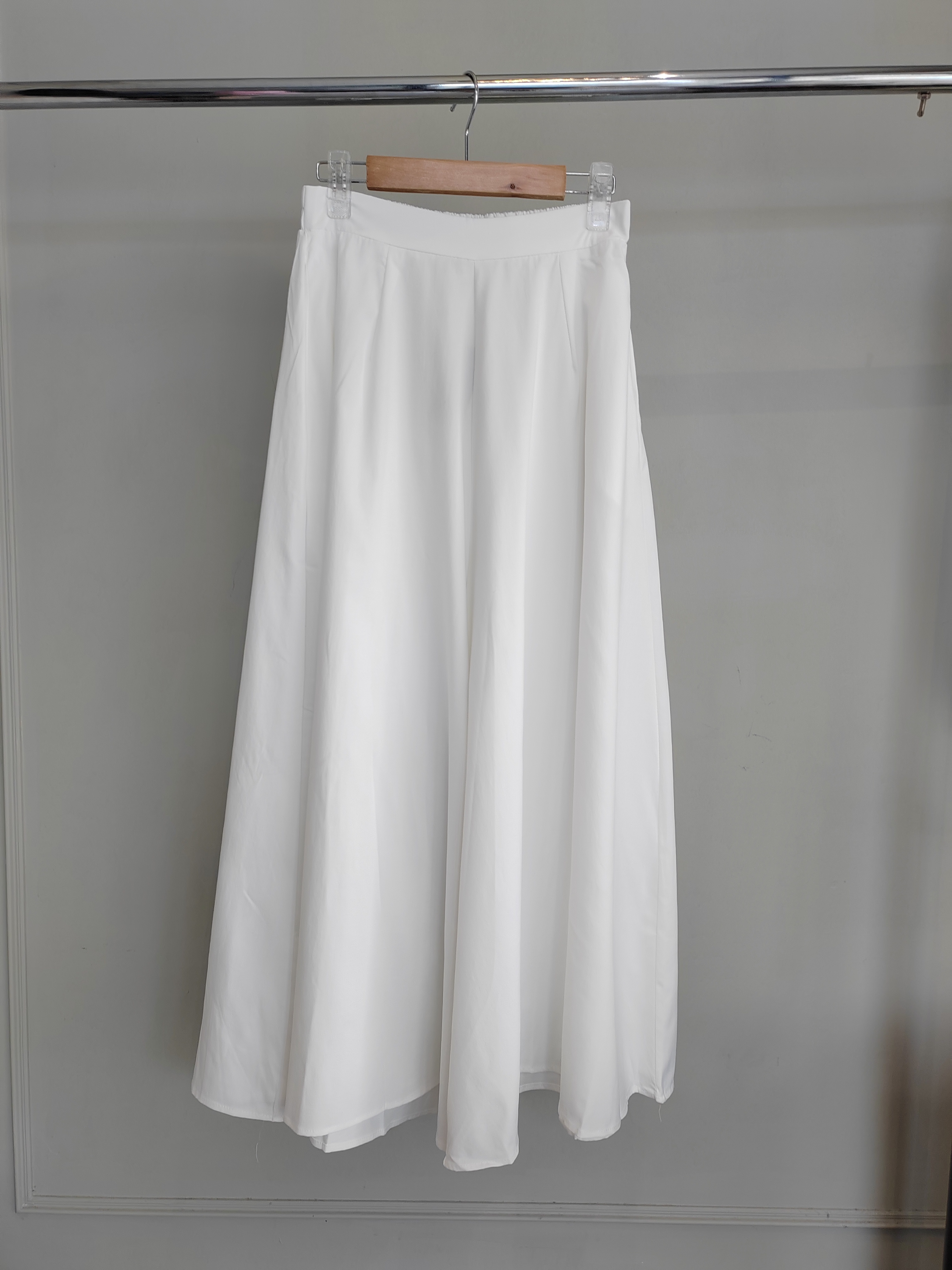 LY4038