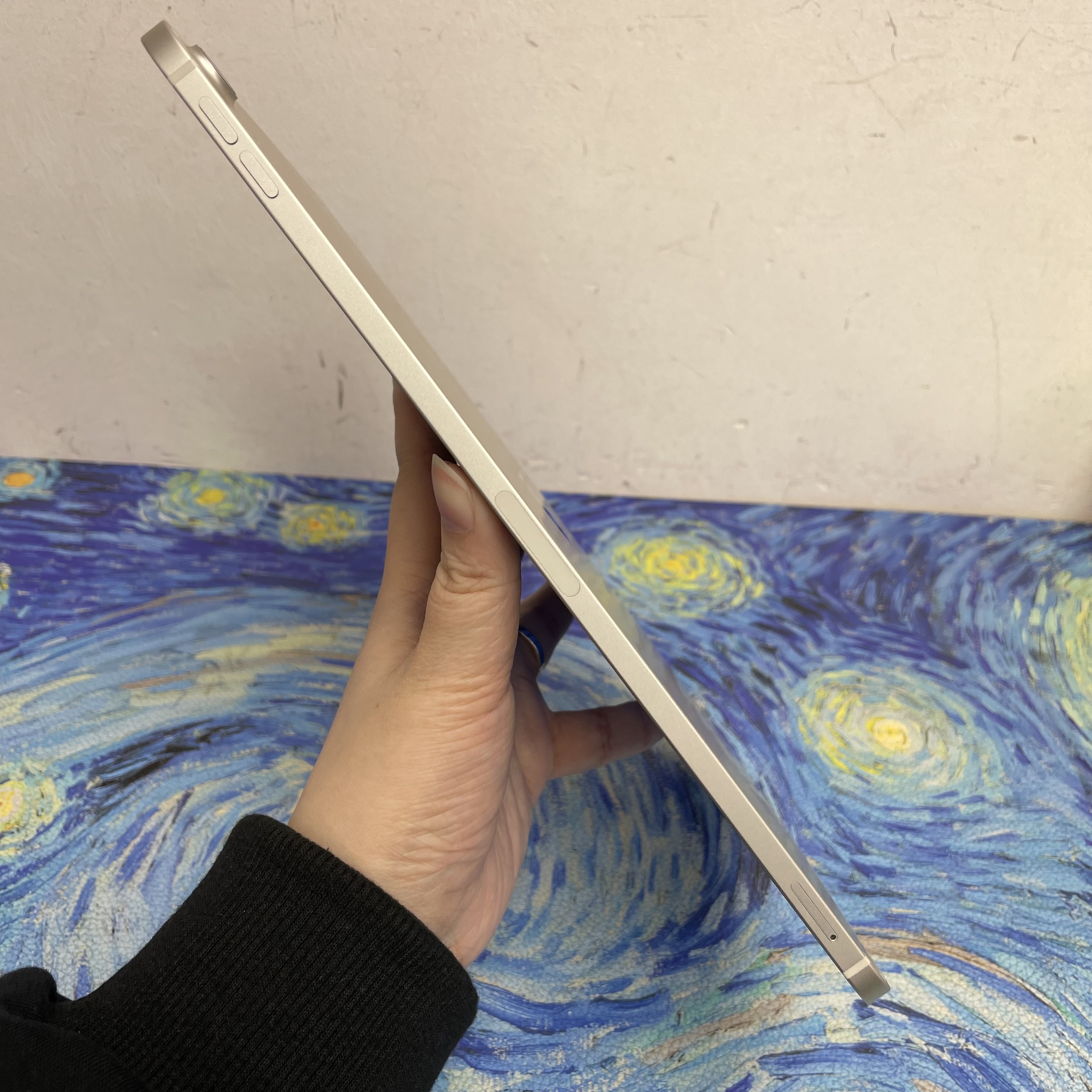 *4689 iPad Air 5 全新機 64GB 插卡版 銀色 sliver