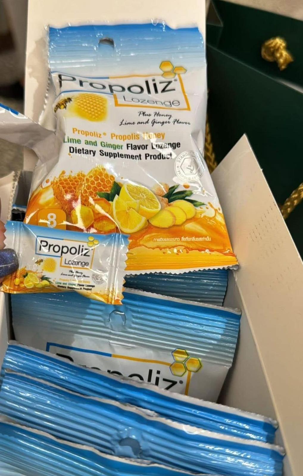 泰國🇹🇭 𝐏𝐫𝐨𝐩𝐨𝐥𝐢𝐳 𝐋𝐨𝐳𝐞𝐧𝐠𝐞 𝐏𝐥𝐮𝐬 喉糖 8片裝