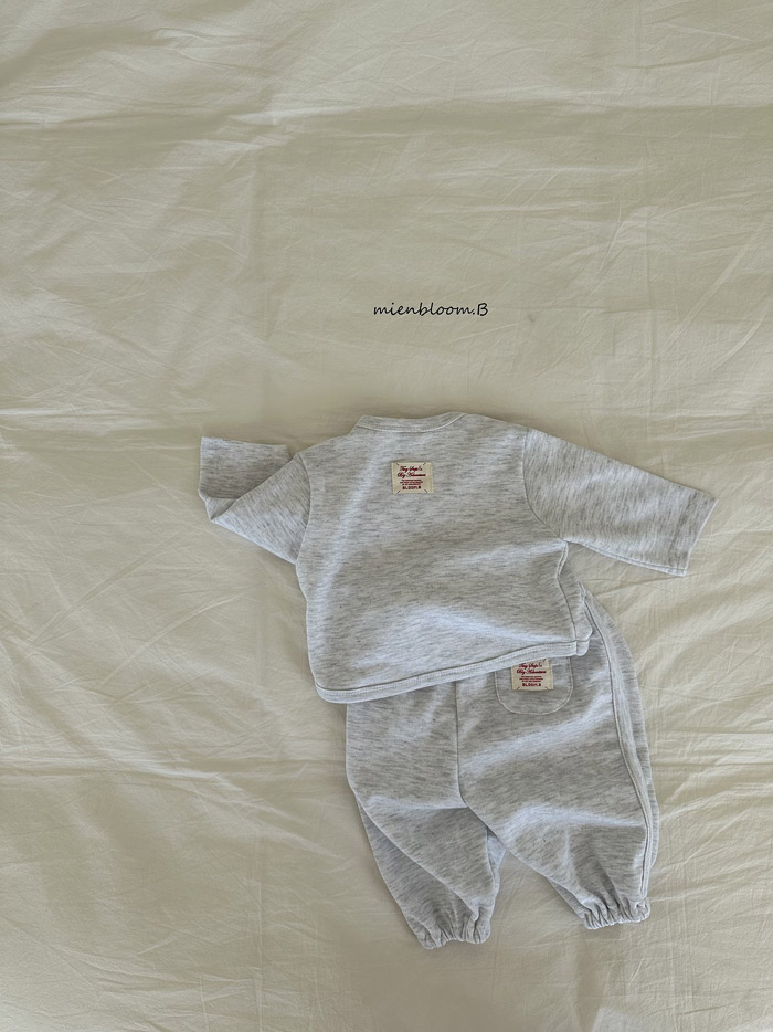 🇰🇷mienbloomb tee