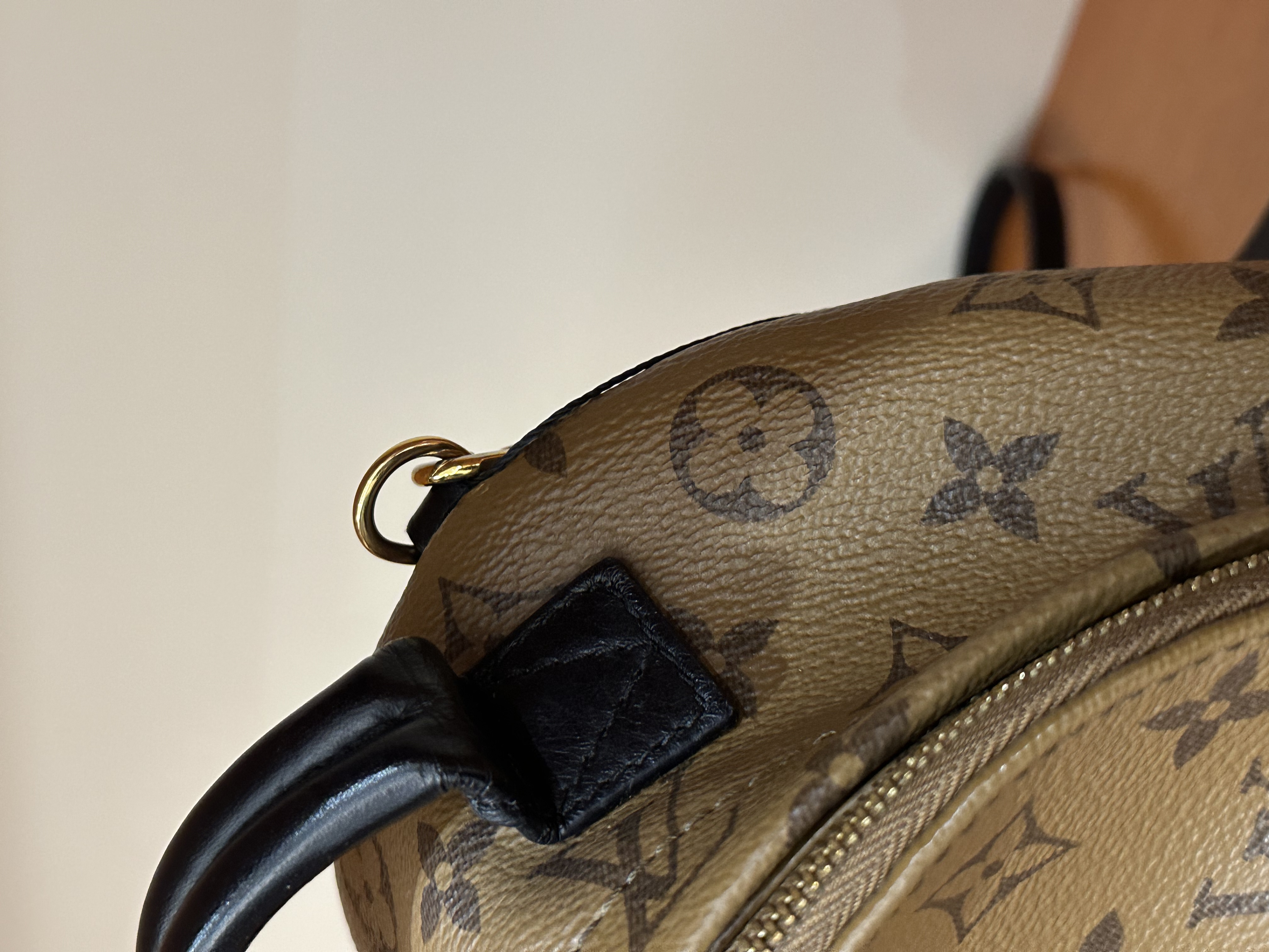 直播貨品 |  [1個-$100 2個-$300］ HH06