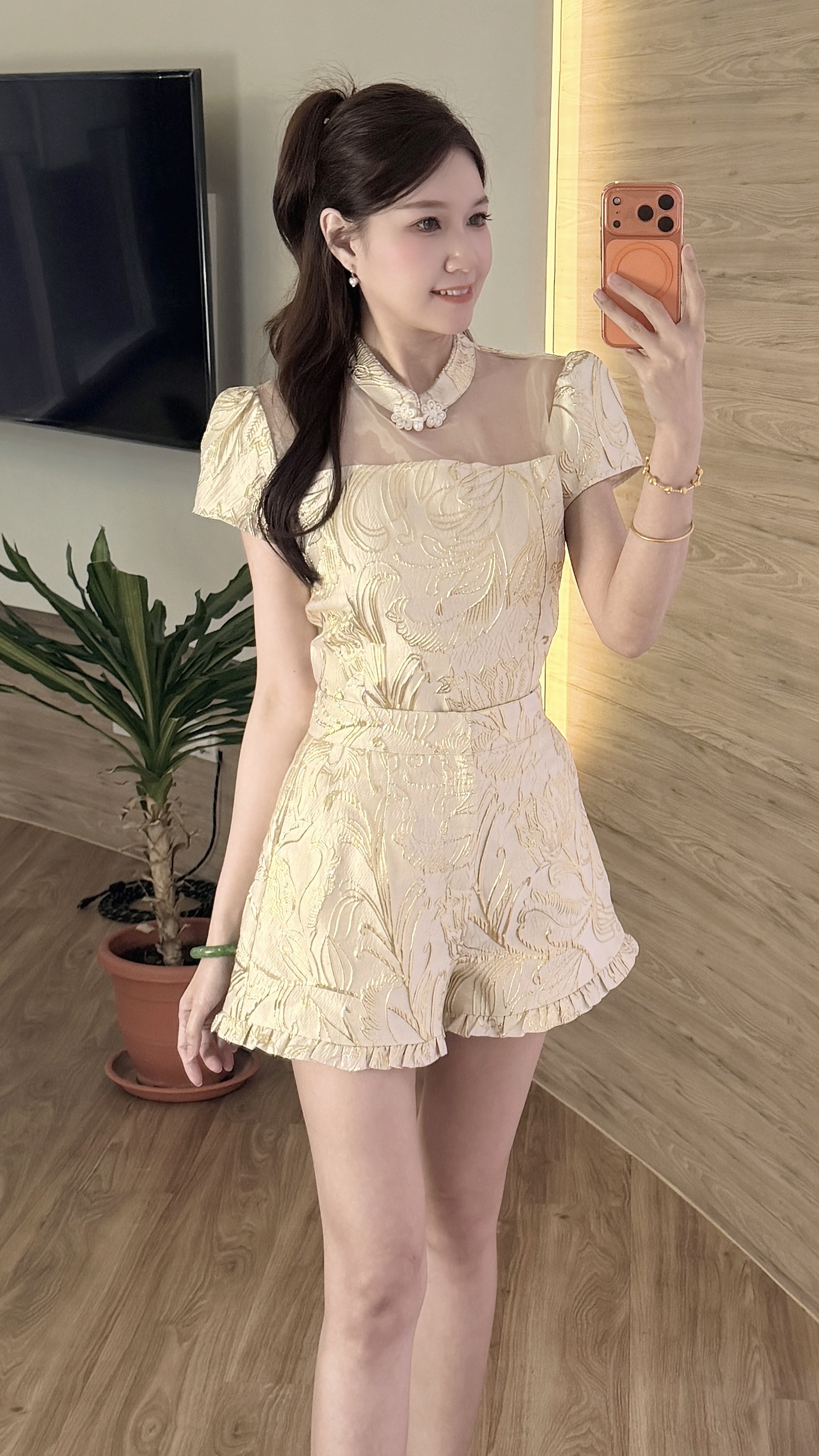 Shion Royale Set Wear