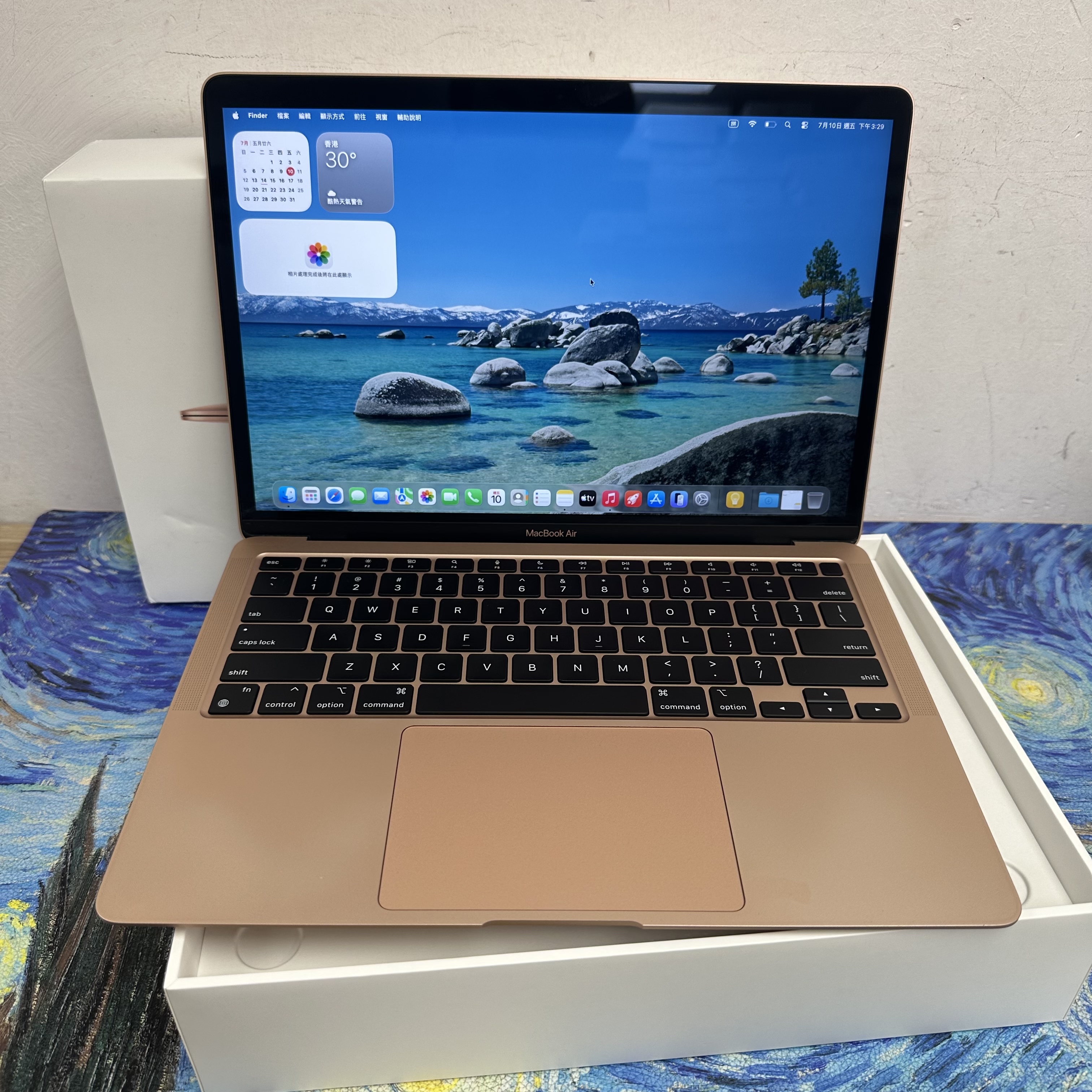 #6015 Apple MacBook Air 2021/APPLE Retina/M1 CPU/8GB Ram/256GB SSD/Touch ID/13吋Mon/玫瑰金/ Gaming Laptop / Notebook  / MacBook Pro / PC / 文書機