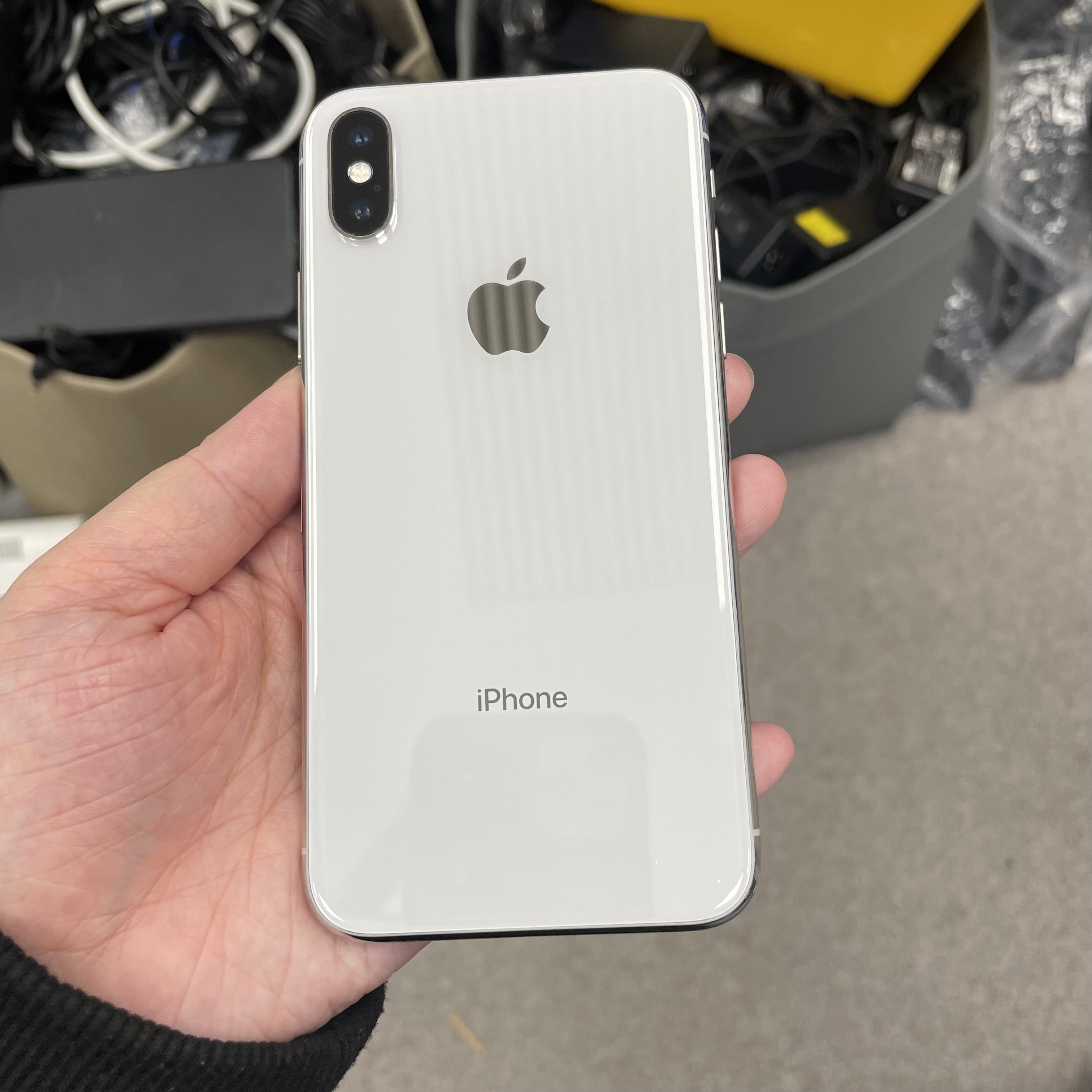 *5970 X 超靚機 256GB 電100 白色 white