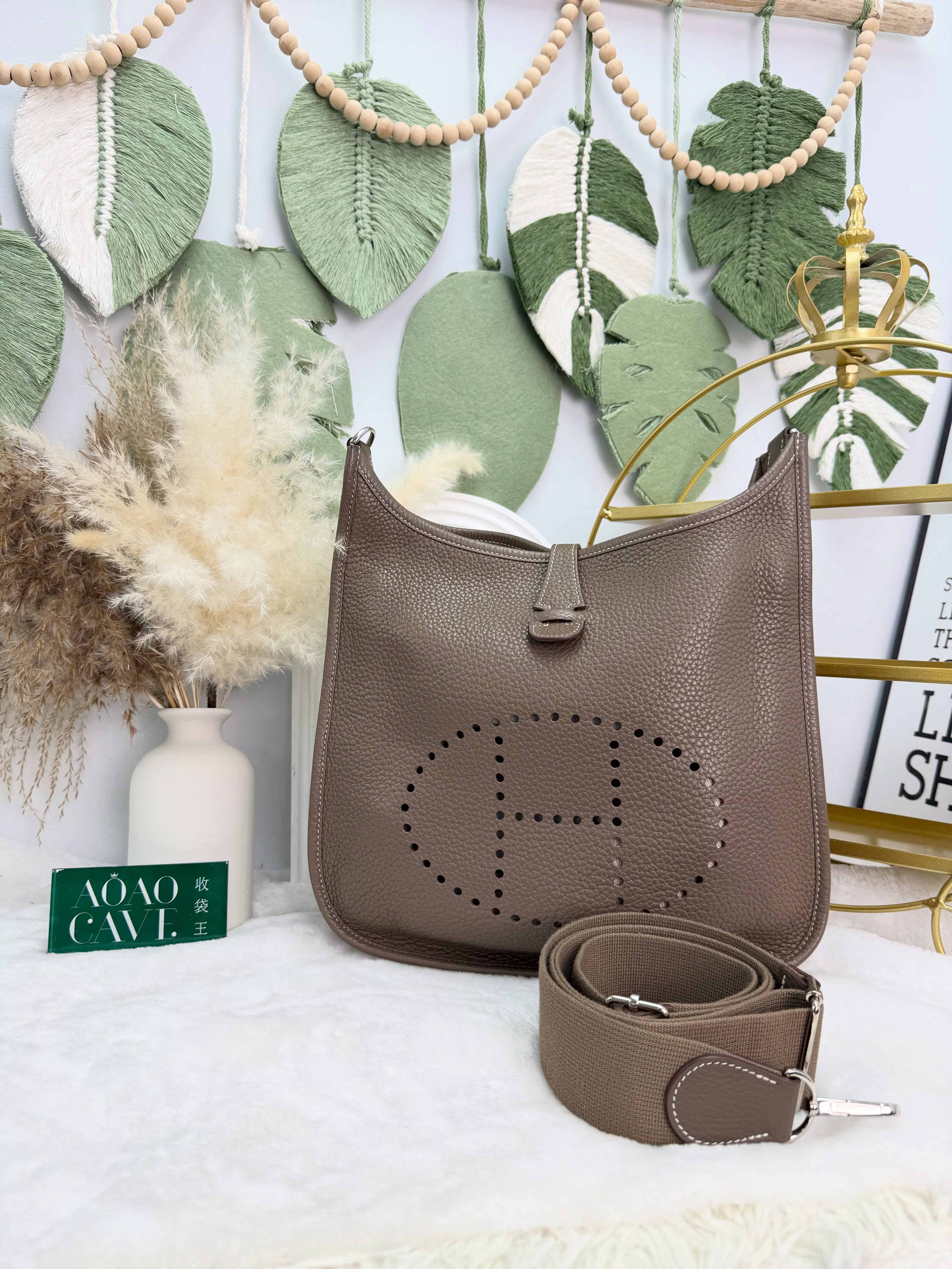 Hermes👜 PRE OWNED 🛍️大象灰evelyne29 🤎框P stamp 有塵袋 💼