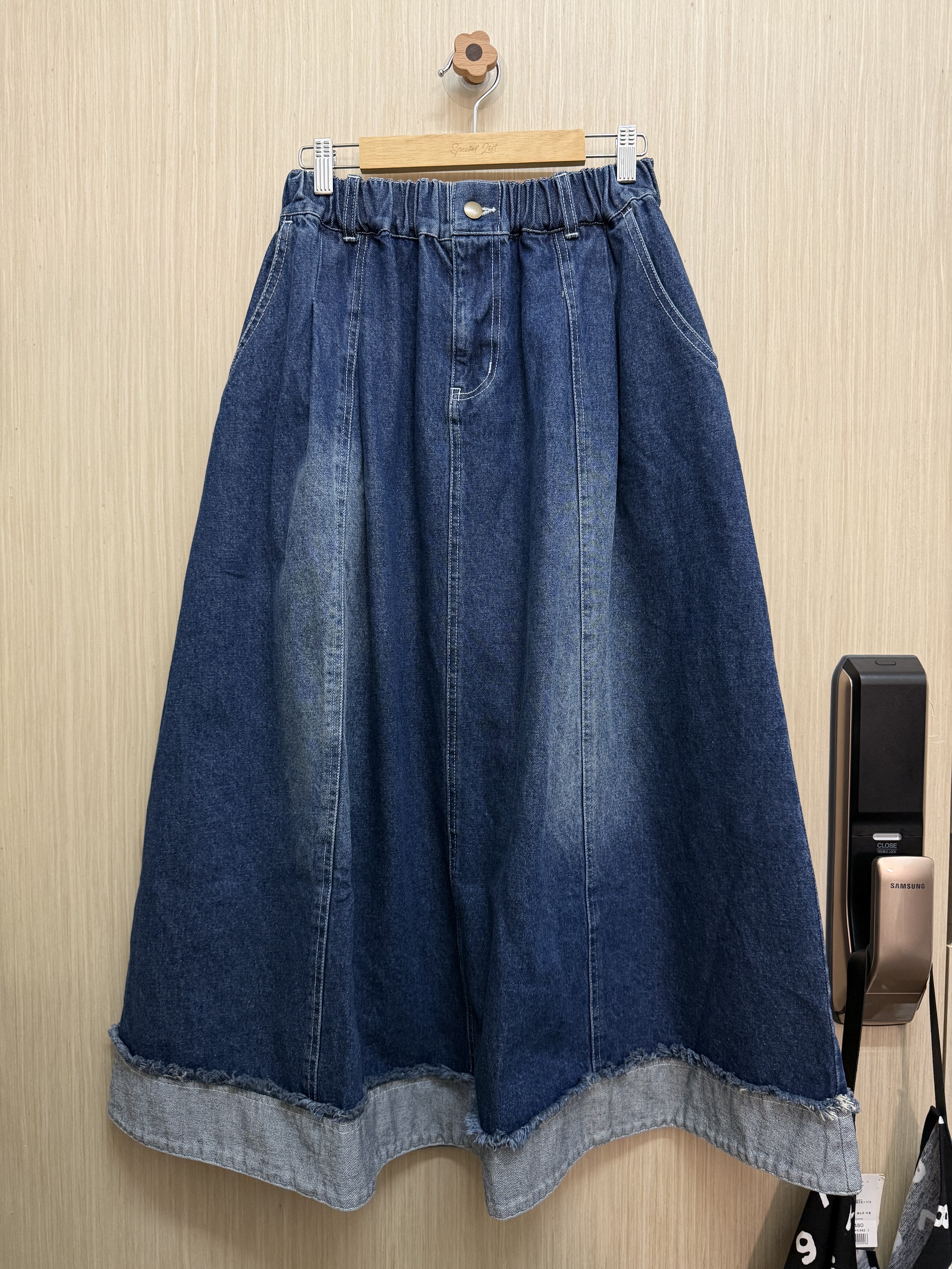 造舊拼布牛仔裙