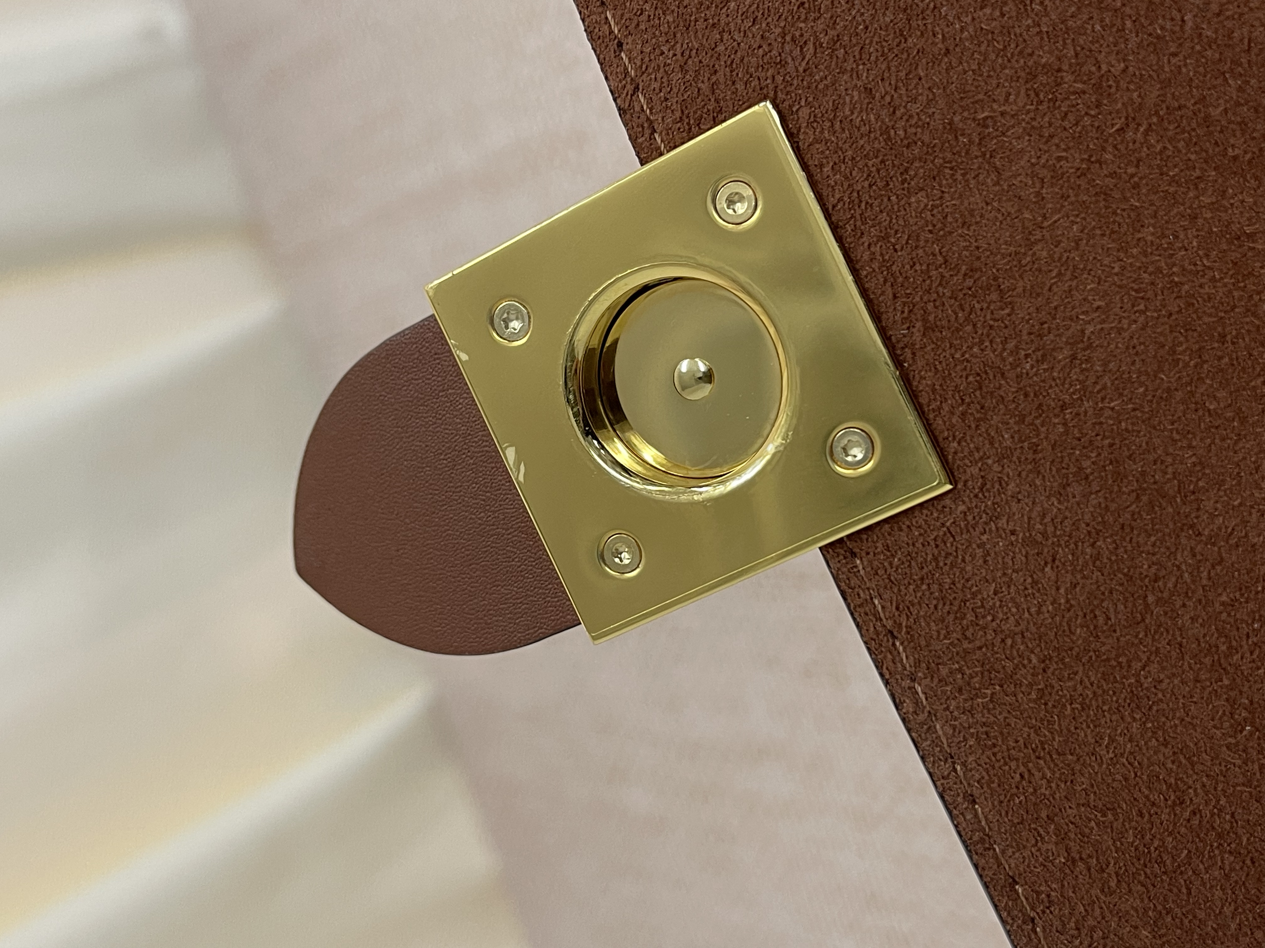 Pre-owned Louis Vuitton Locky BB Monogram Canvas Crossbody Bag/ Product Code: 26041911