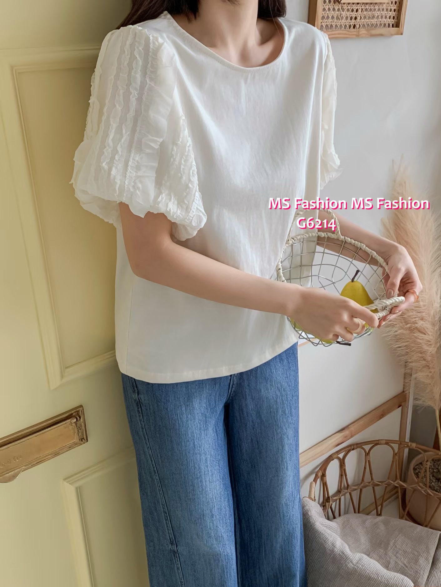 G6214 韓國🇰🇷淨色泡泡袖top