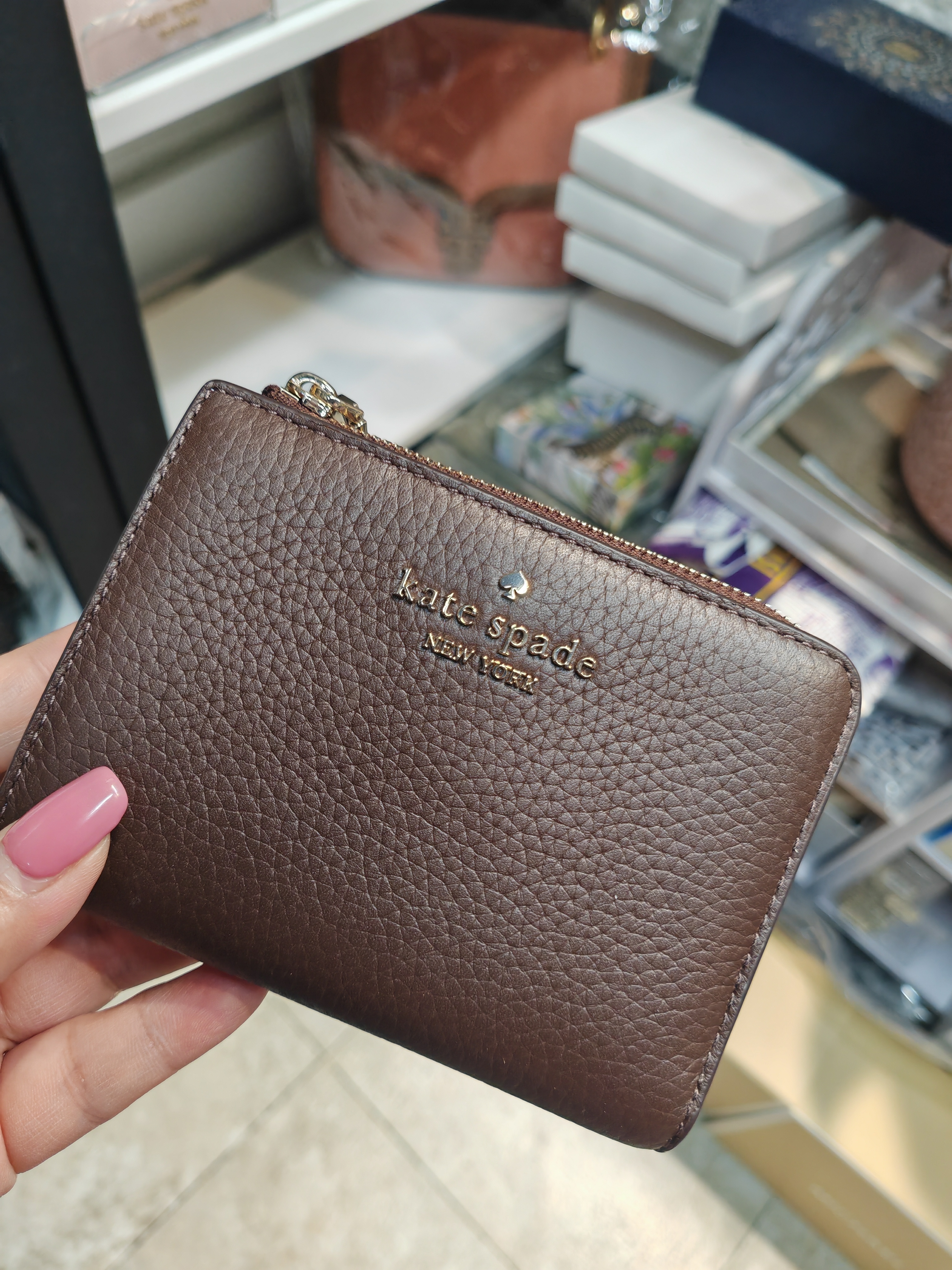 香港現貨-Kate Spade Lena Small Zip Wallet (Brown/Lilac) 