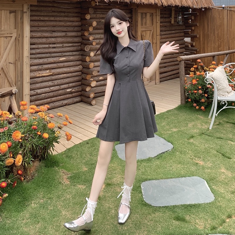 B182(365) 韩版高级感POLO翻领下摆规律百褶黑灰连身裙