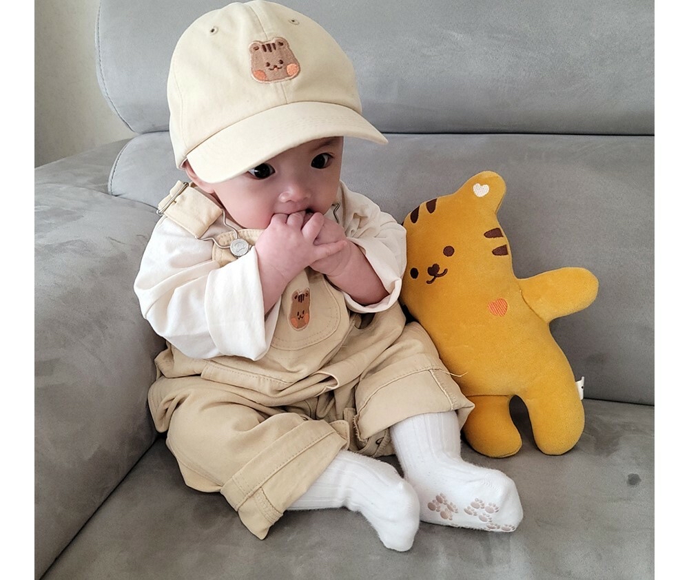 Dottodot 米色松鼠背帶褲(M)