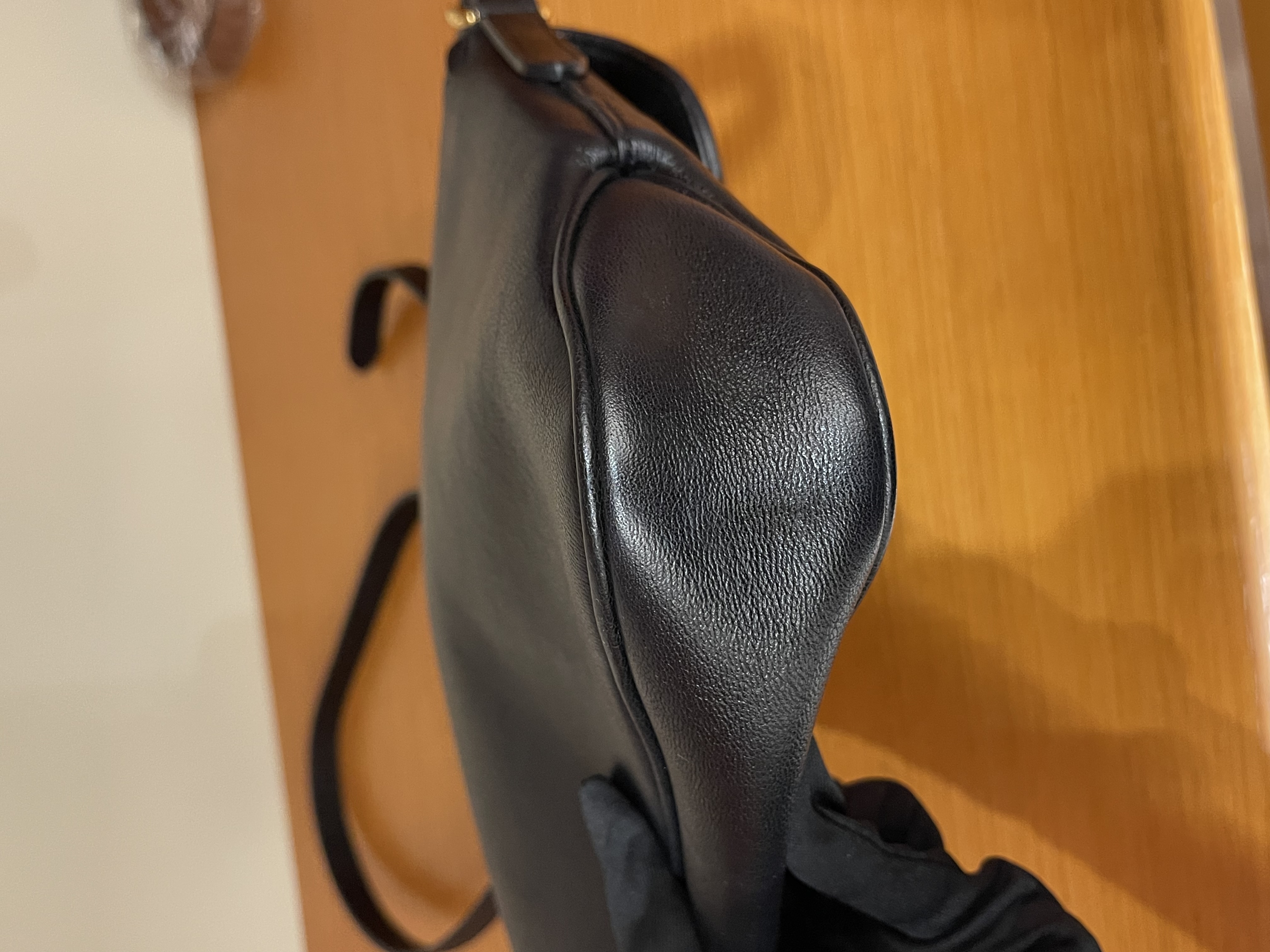 直播貨品 |  [1個-$100 2個-$300］HH17