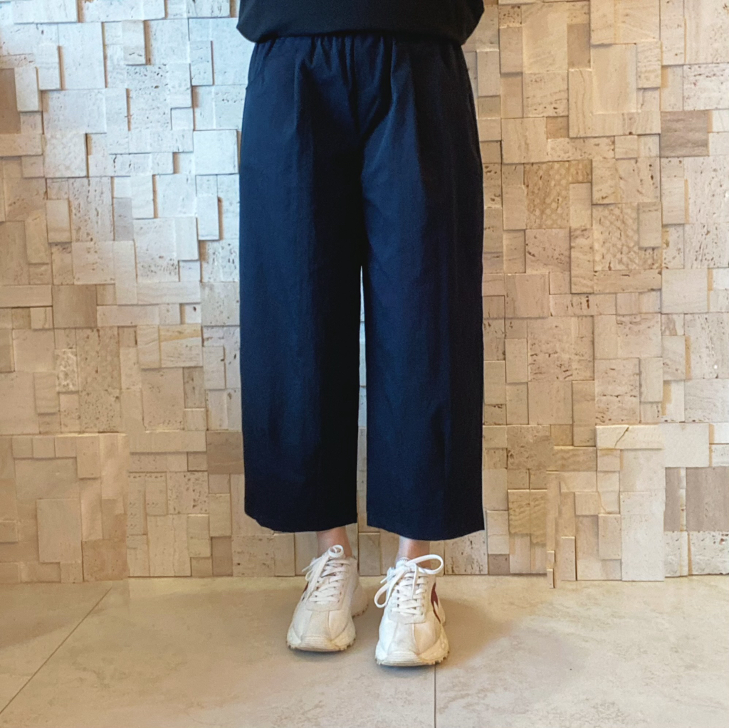 B00562 滑身百搭闊腳褲♨️