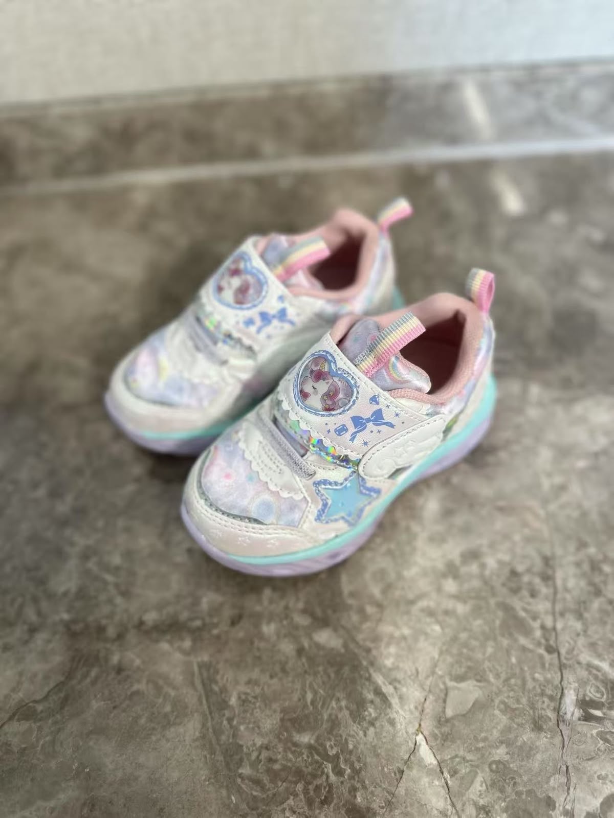 預訂款～ 🇯🇵日單 🦄 unicorn 閃燈波鞋