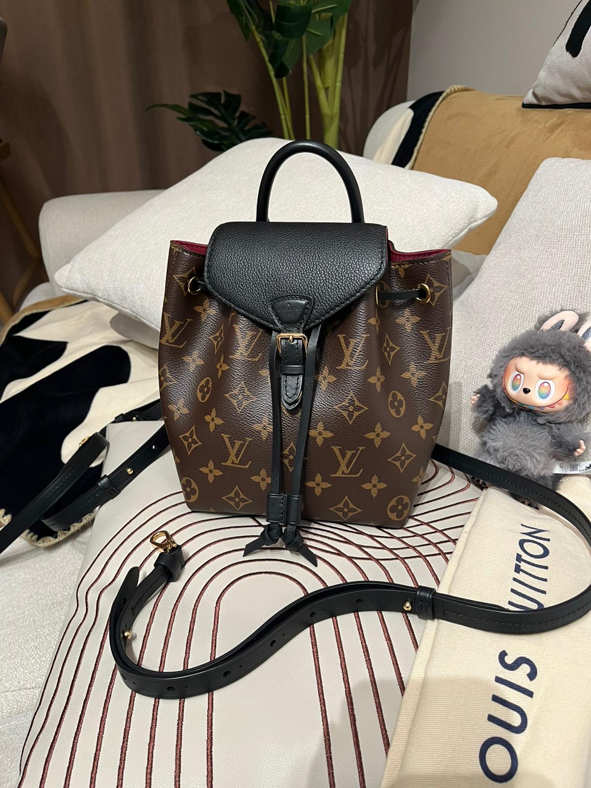  Lv montsouris bb backpack NFC 100%Authentic ,99%new ✅收據✅Dust bag✅box  
