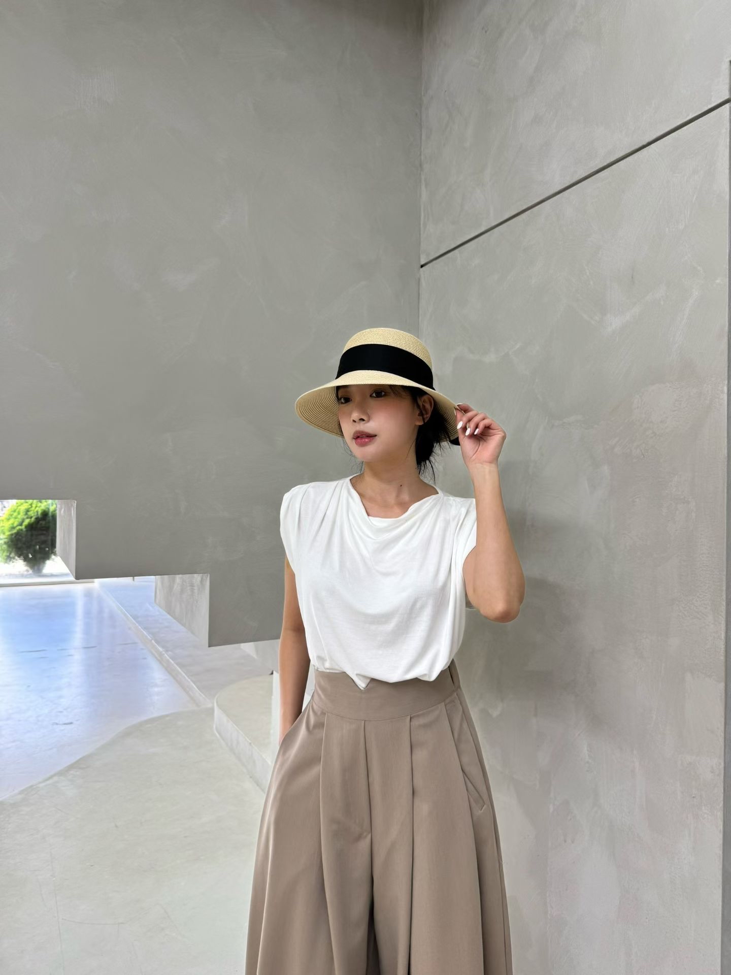 M18 法式垂墜感寬鬆背心