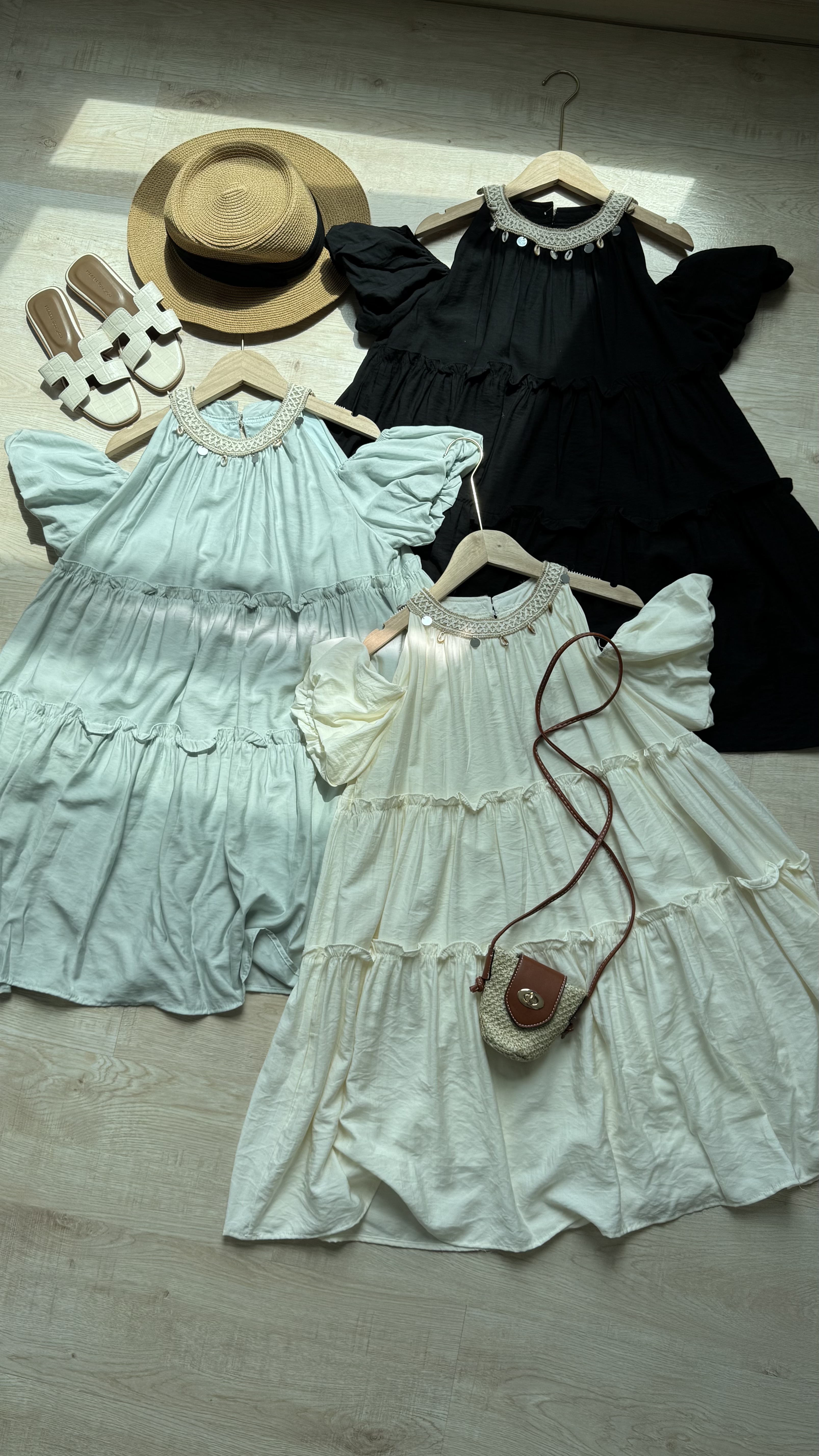 Natasha Bohemia Halterneck Dress 波西米亚度假风挂脖露肩连衣裙👗(3 colors)