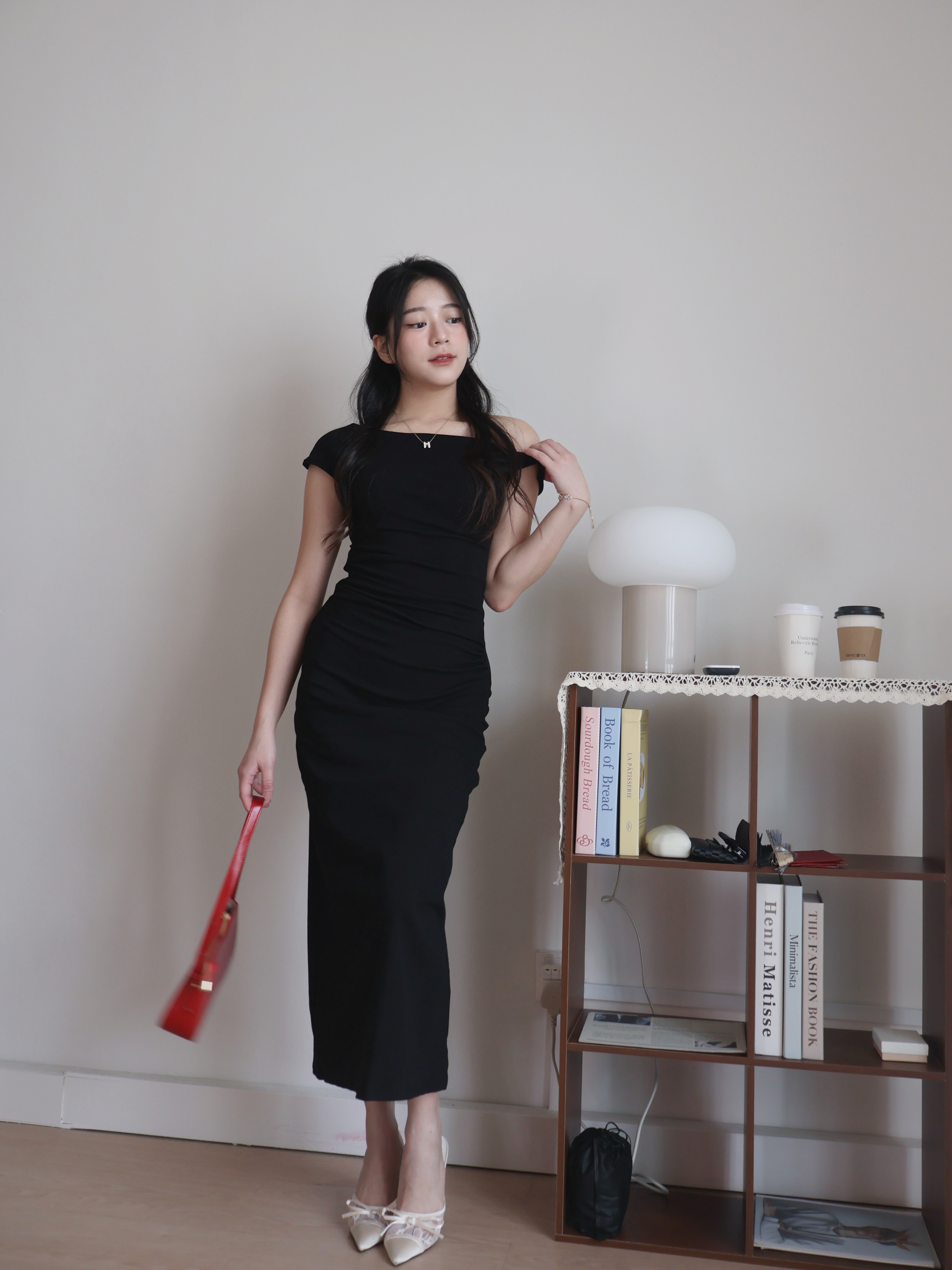 Vaeda Off-Shoulder Dress | Black