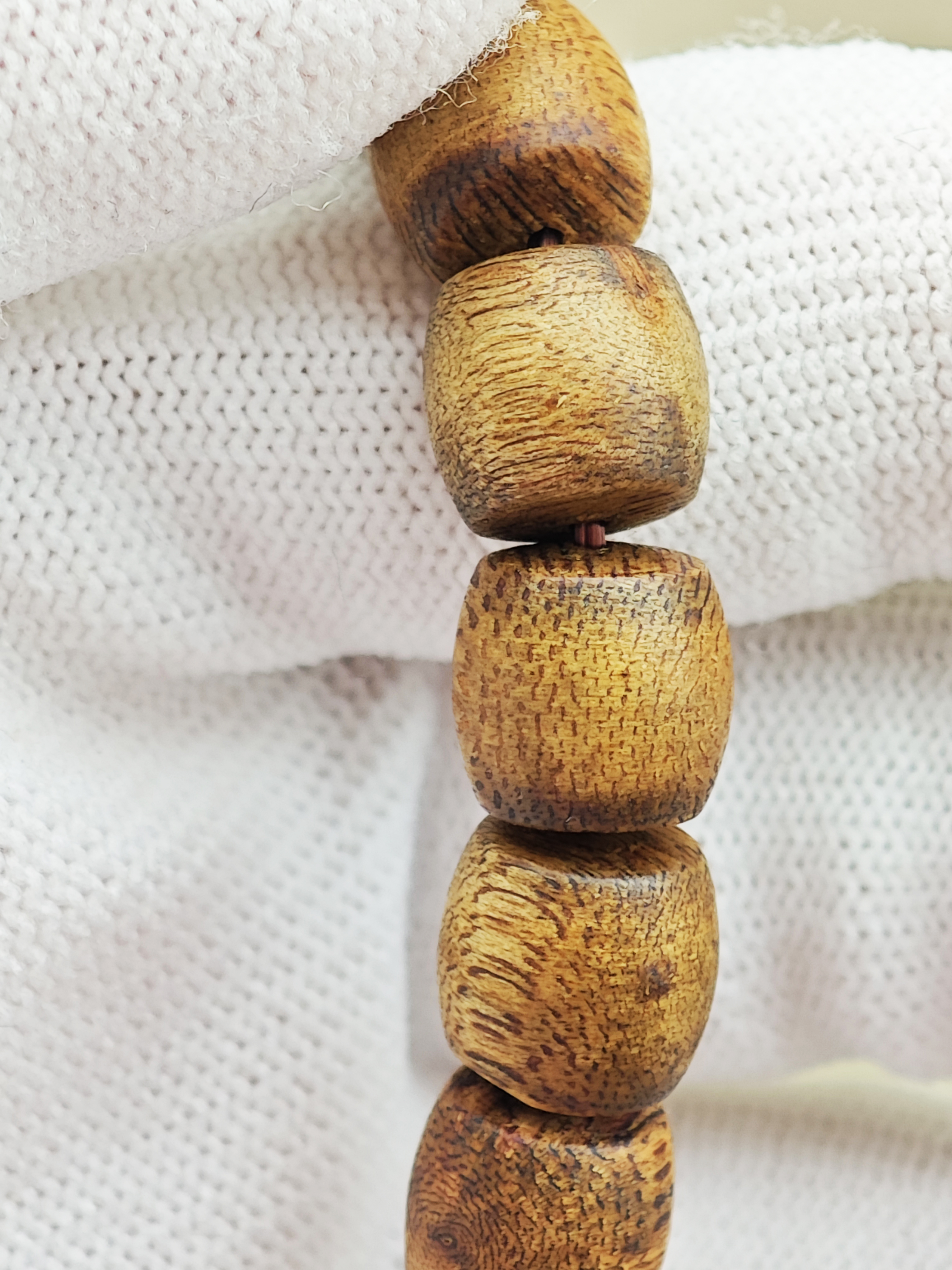 沉香木手串 - 9mm單圈鼓珠6克