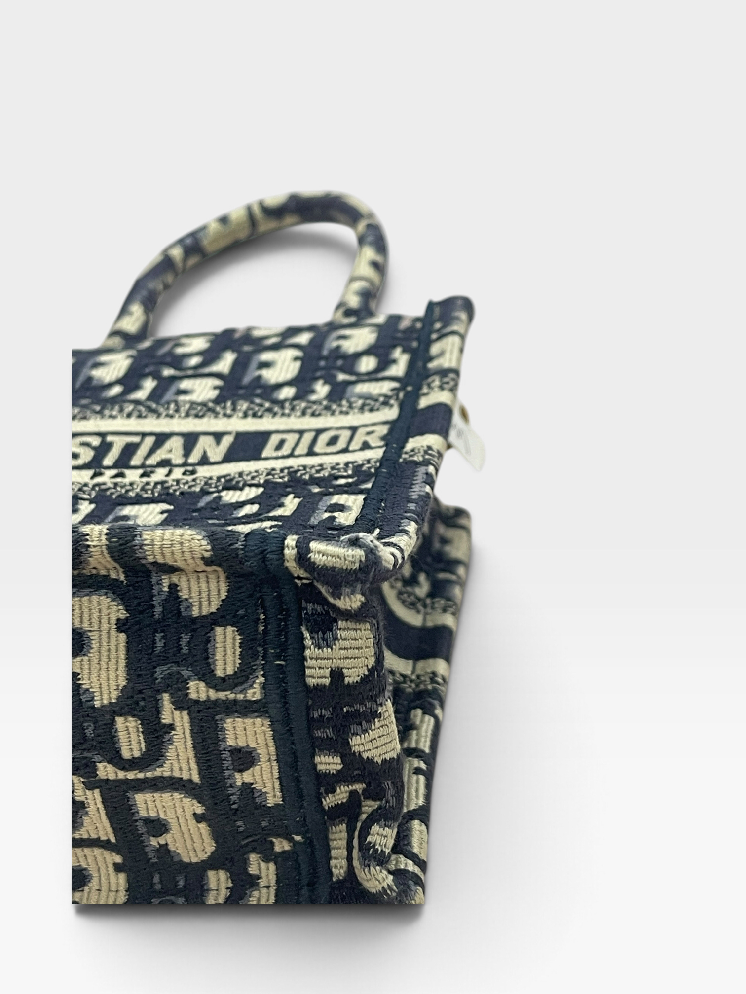 Pre-Owned DIOR Mini Book Tote Phone Bag / Product Code: 100104