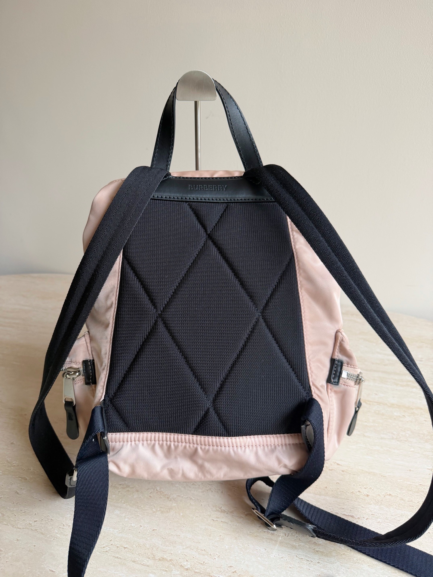 【預訂貨品】Burberry粉色尼龍拼皮書包