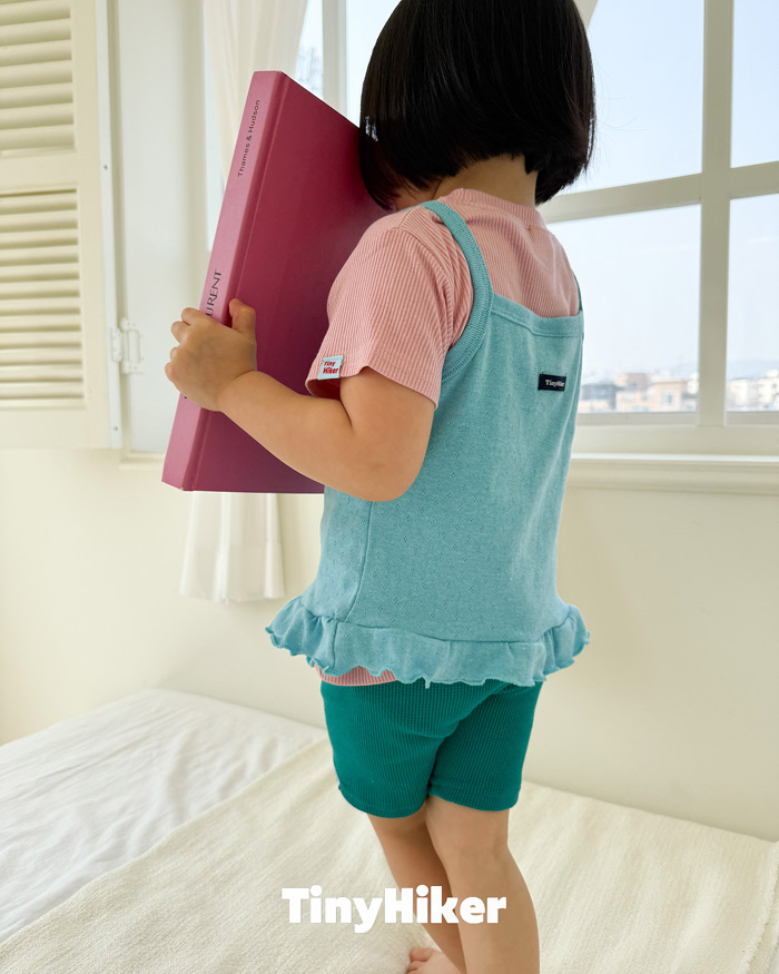 🇰🇷Tiny Hiker tee