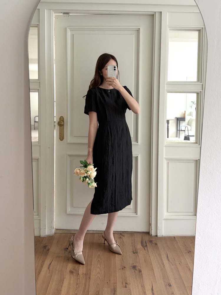 Lune Textured Dress (Black)