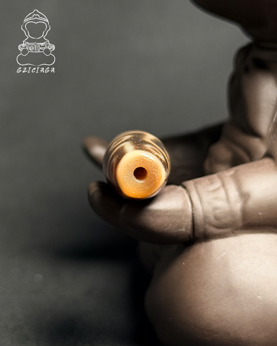 西藏至純十二眼天珠