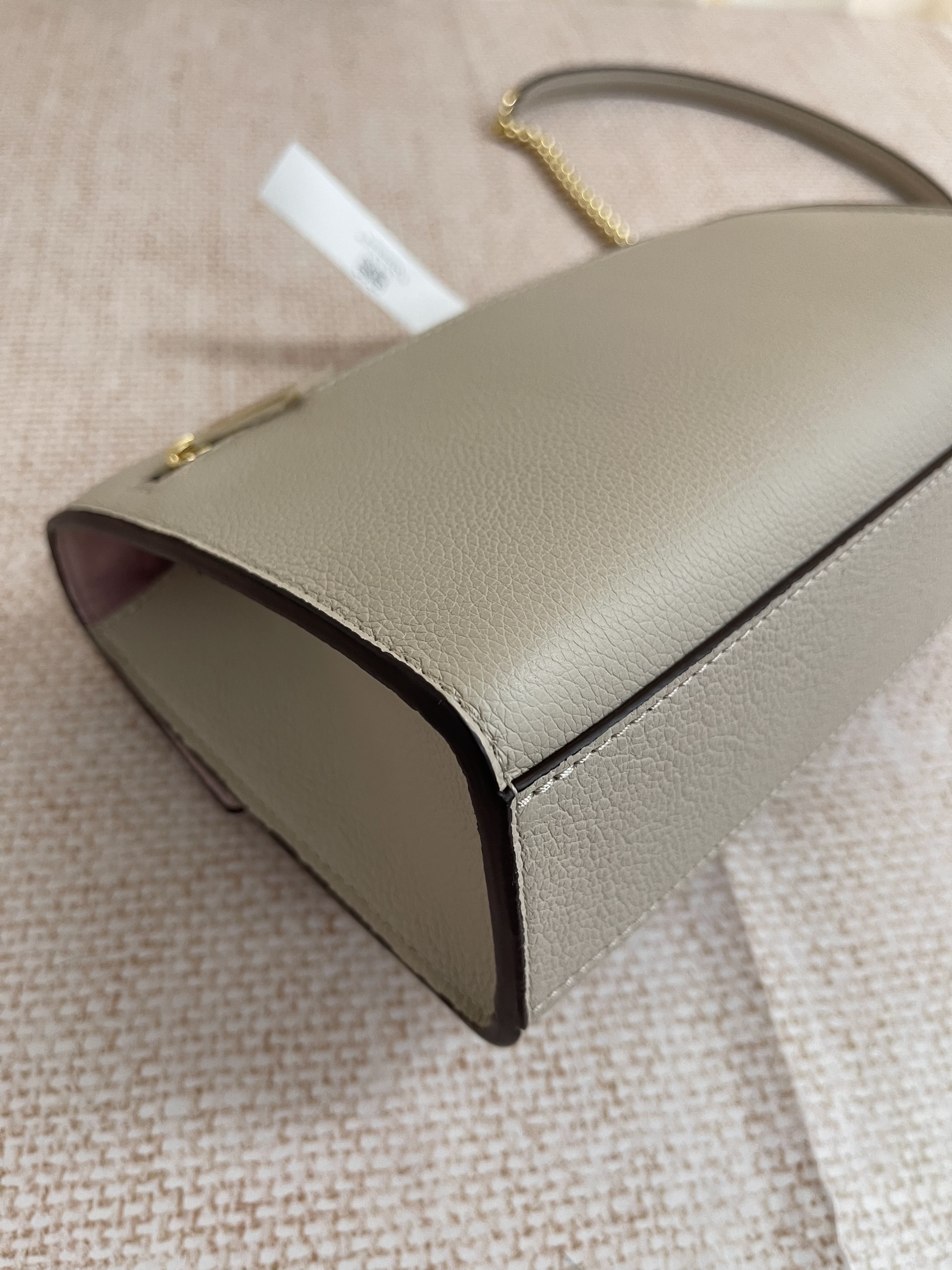 Pre-owned Louis Vuitton Mylockme/ Product Code: 26052120