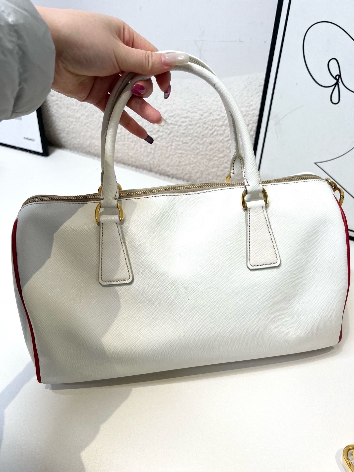 【預訂貨品】Prada 白色波士頓