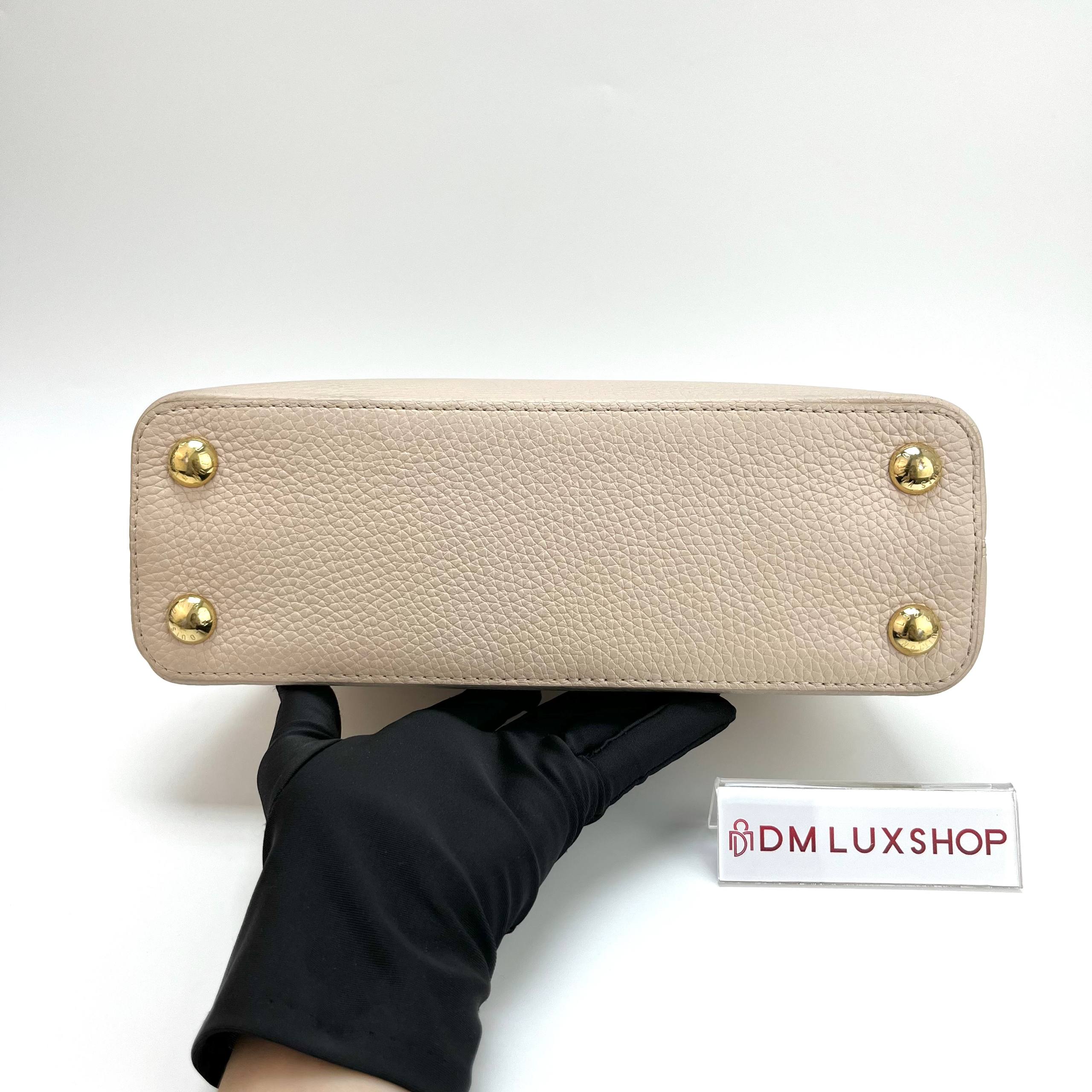 LV Capucines BB Ostrich GHW