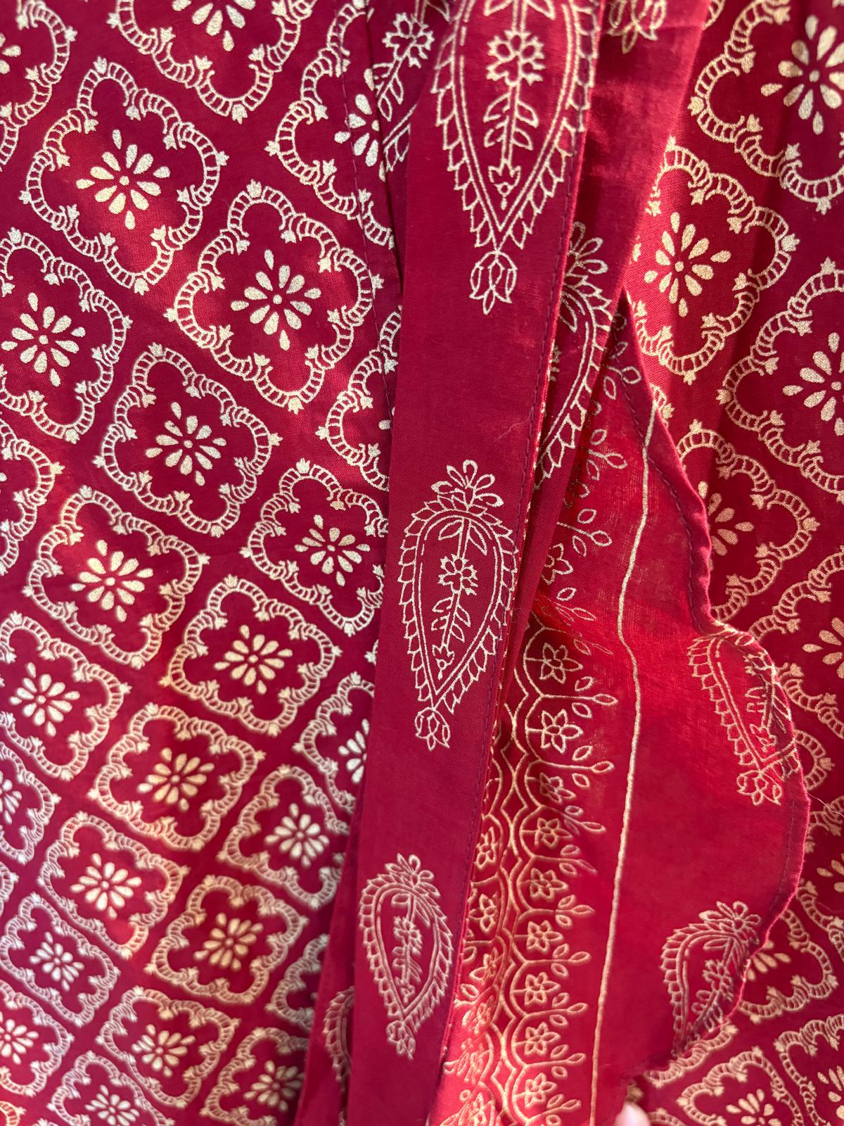 泰國名牌CHEVA - 紅色印花燙金Wrap Skirt