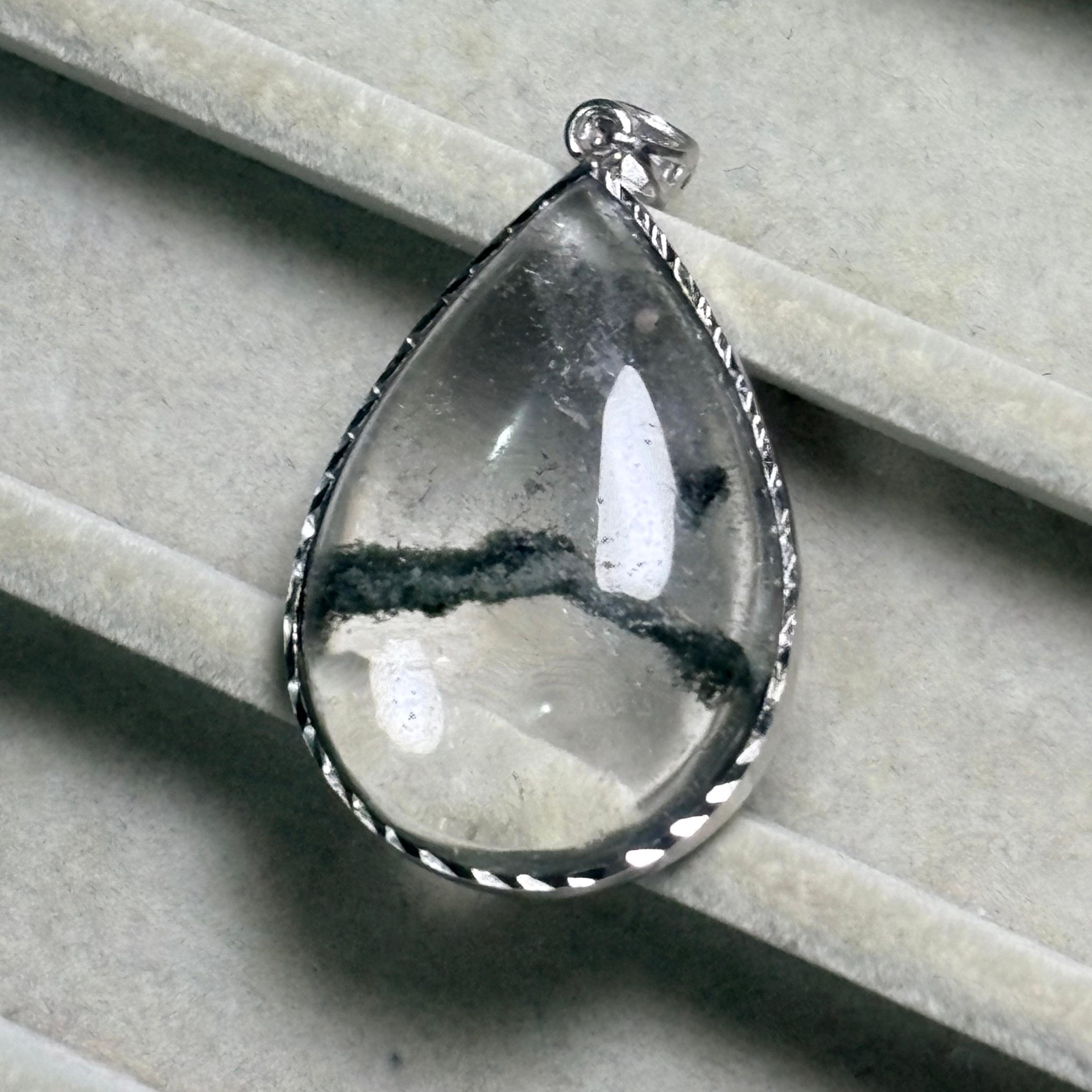 綠幽靈吊墜 重9.69克 （附送證書）No19-5842