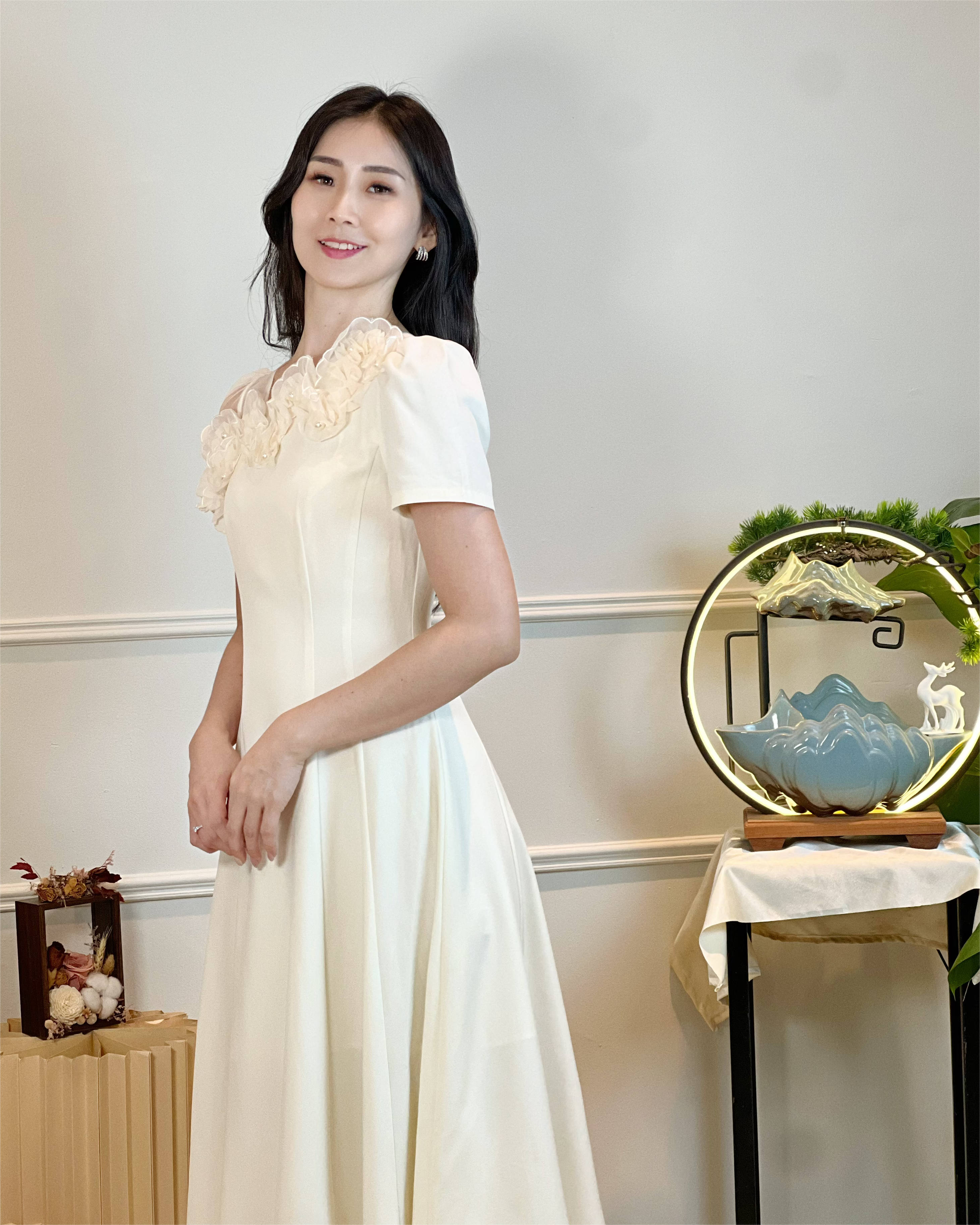 5093 3D Floral Chiffon Appliqué Midi Dress