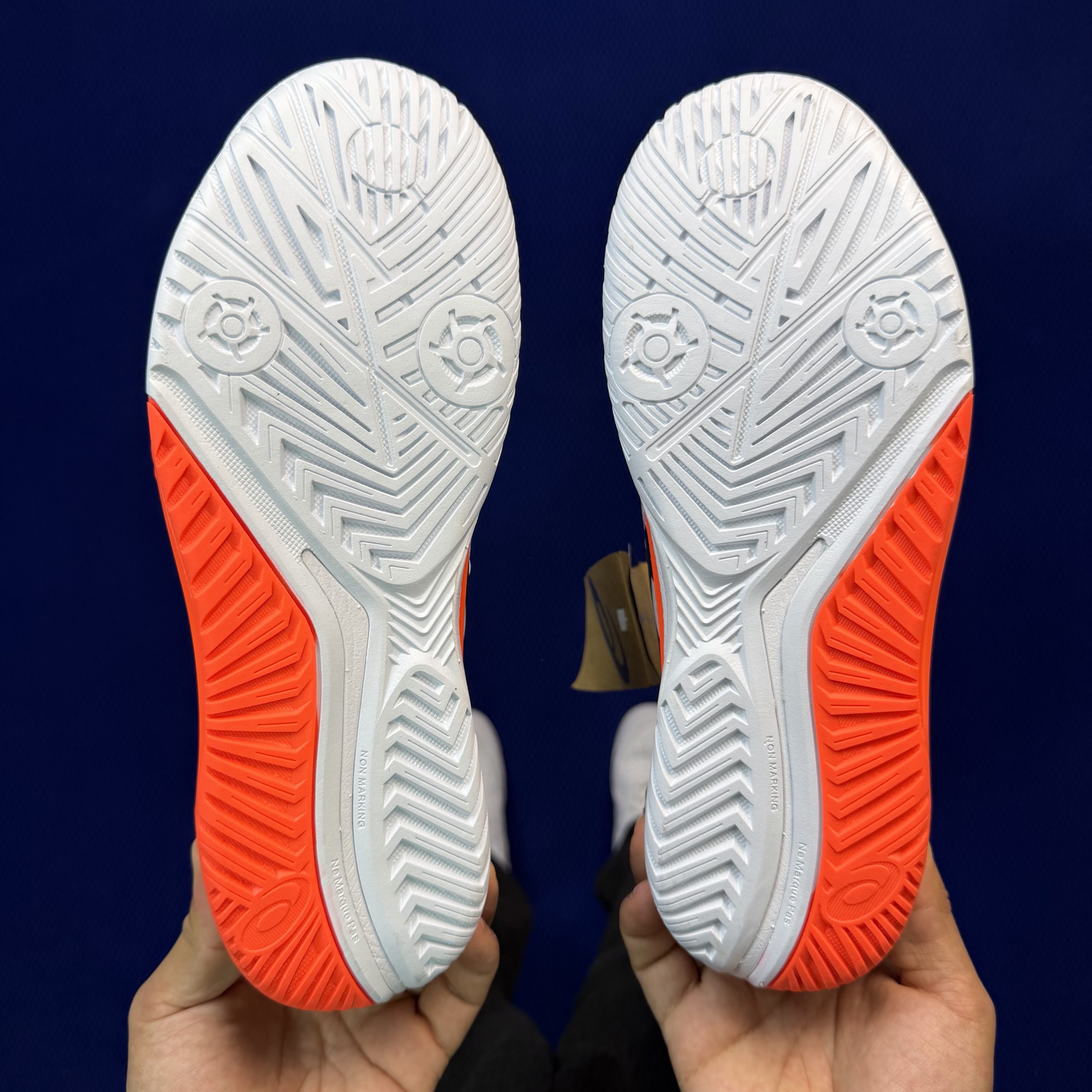 Asics Gel-Resolution 9