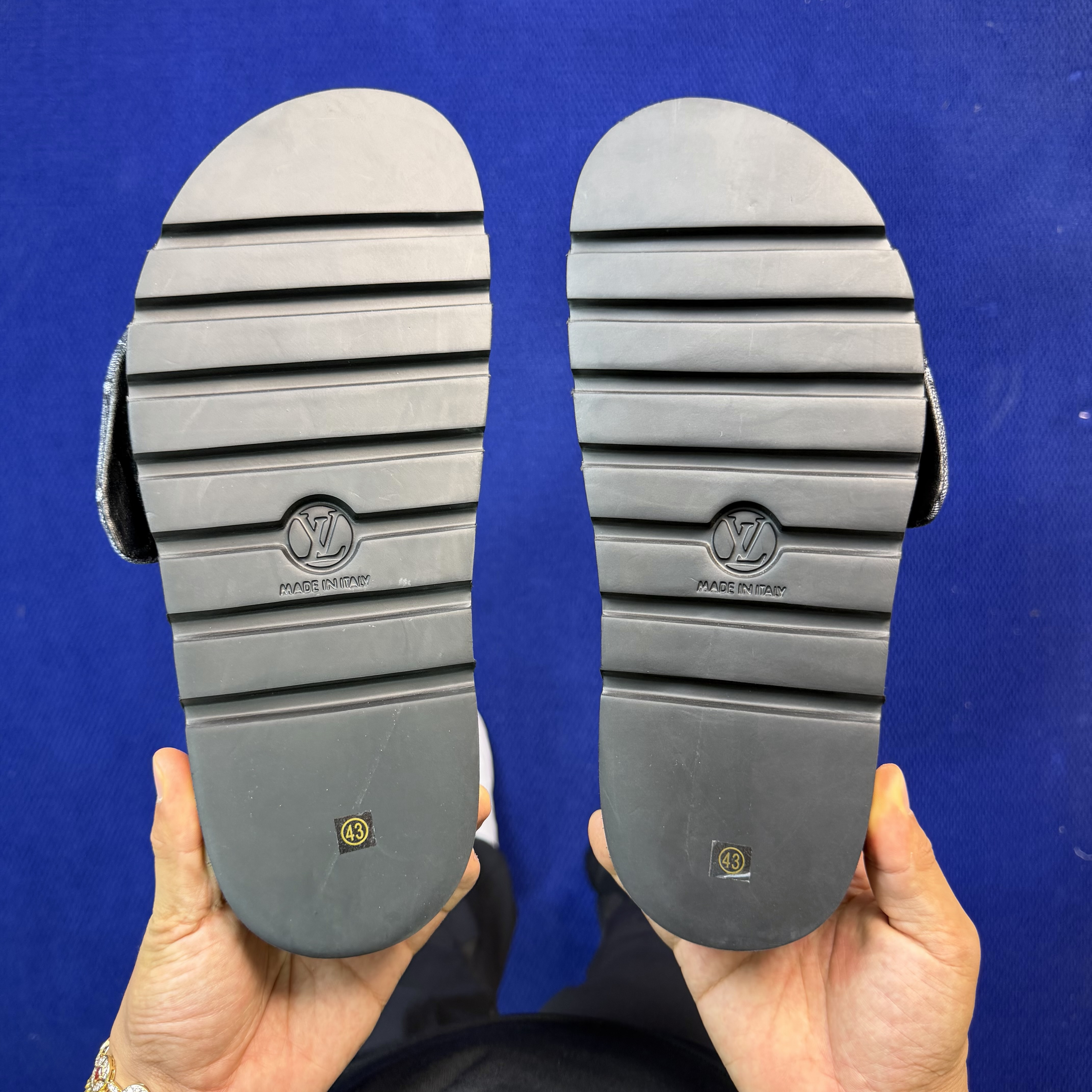 Louis Vuitton LV Pool Pillow Comfort Mule