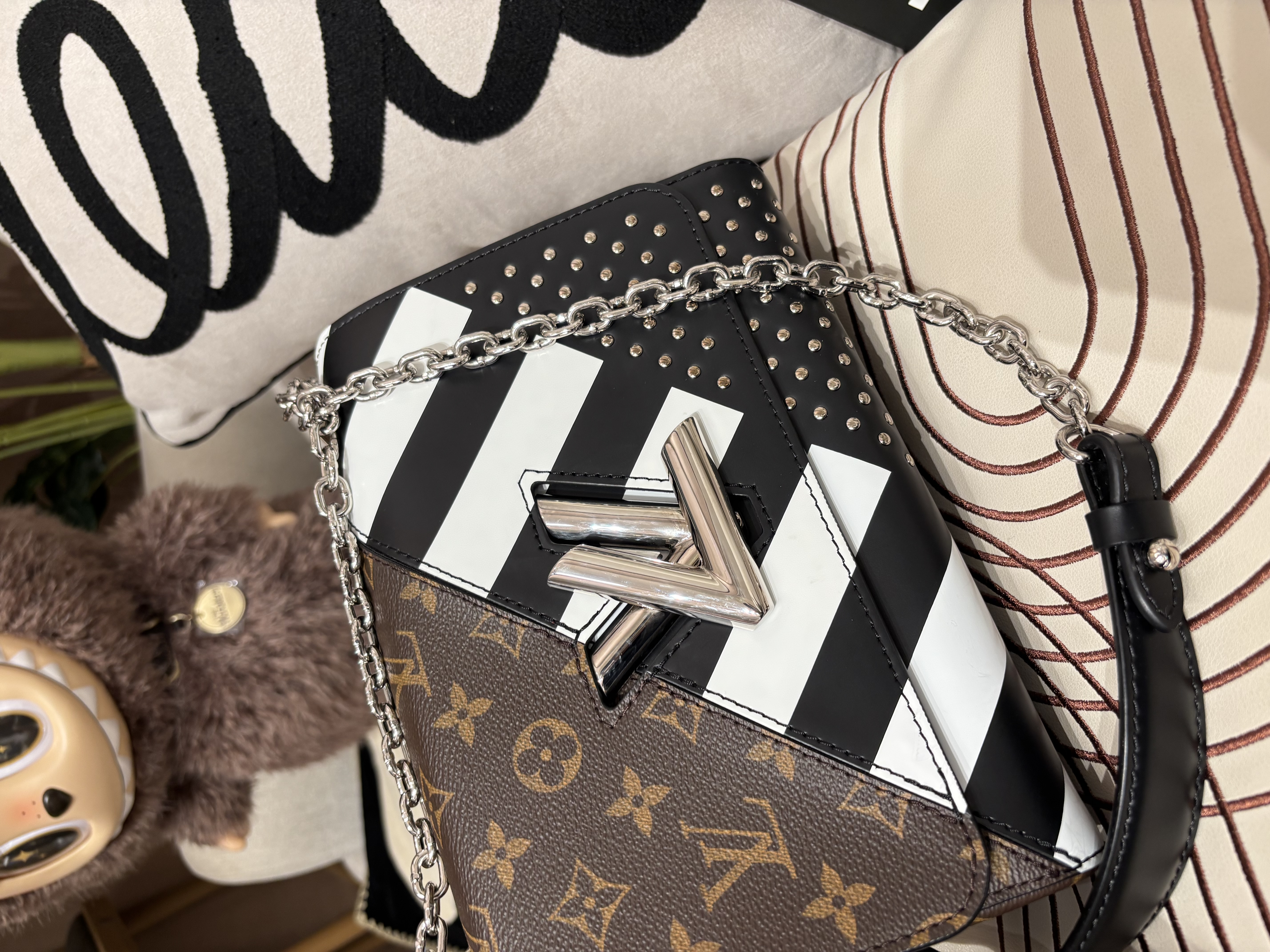 Lv twist mm limited edition 