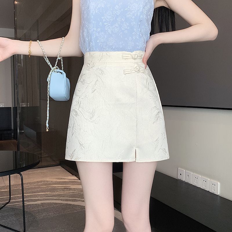 SK312暗纹国风短裙