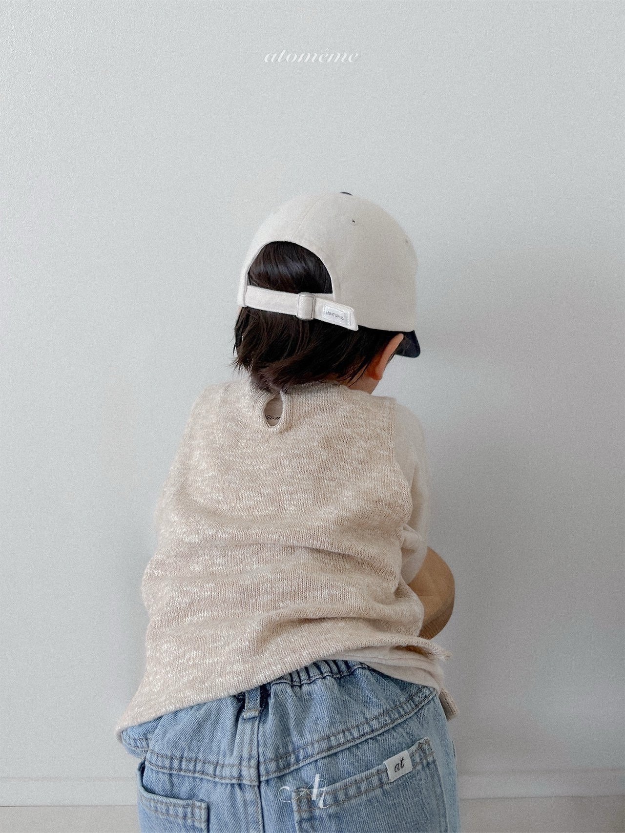 Atomeme | Nut wool vest