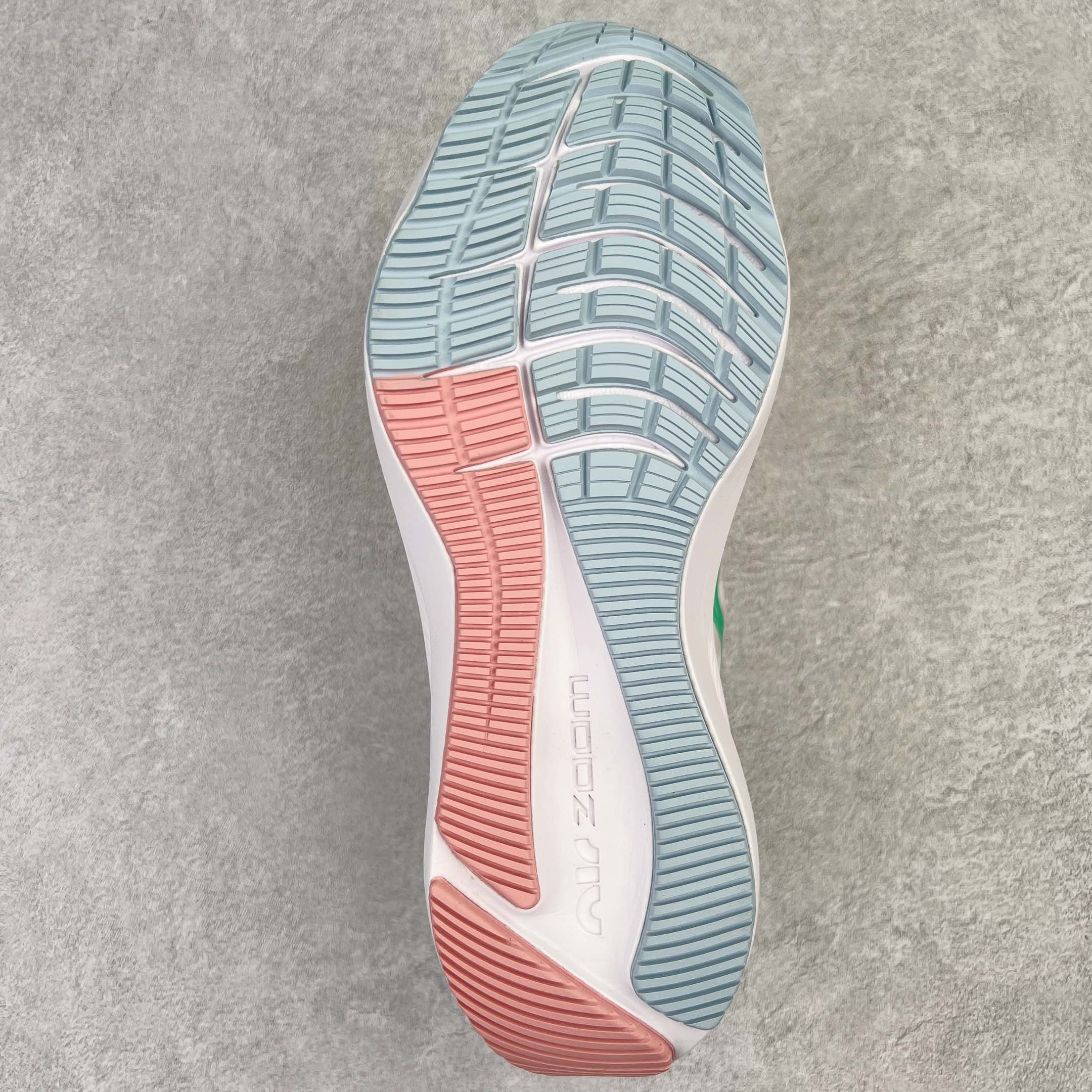 Nike Zoom Winflo 8 CW3421-105