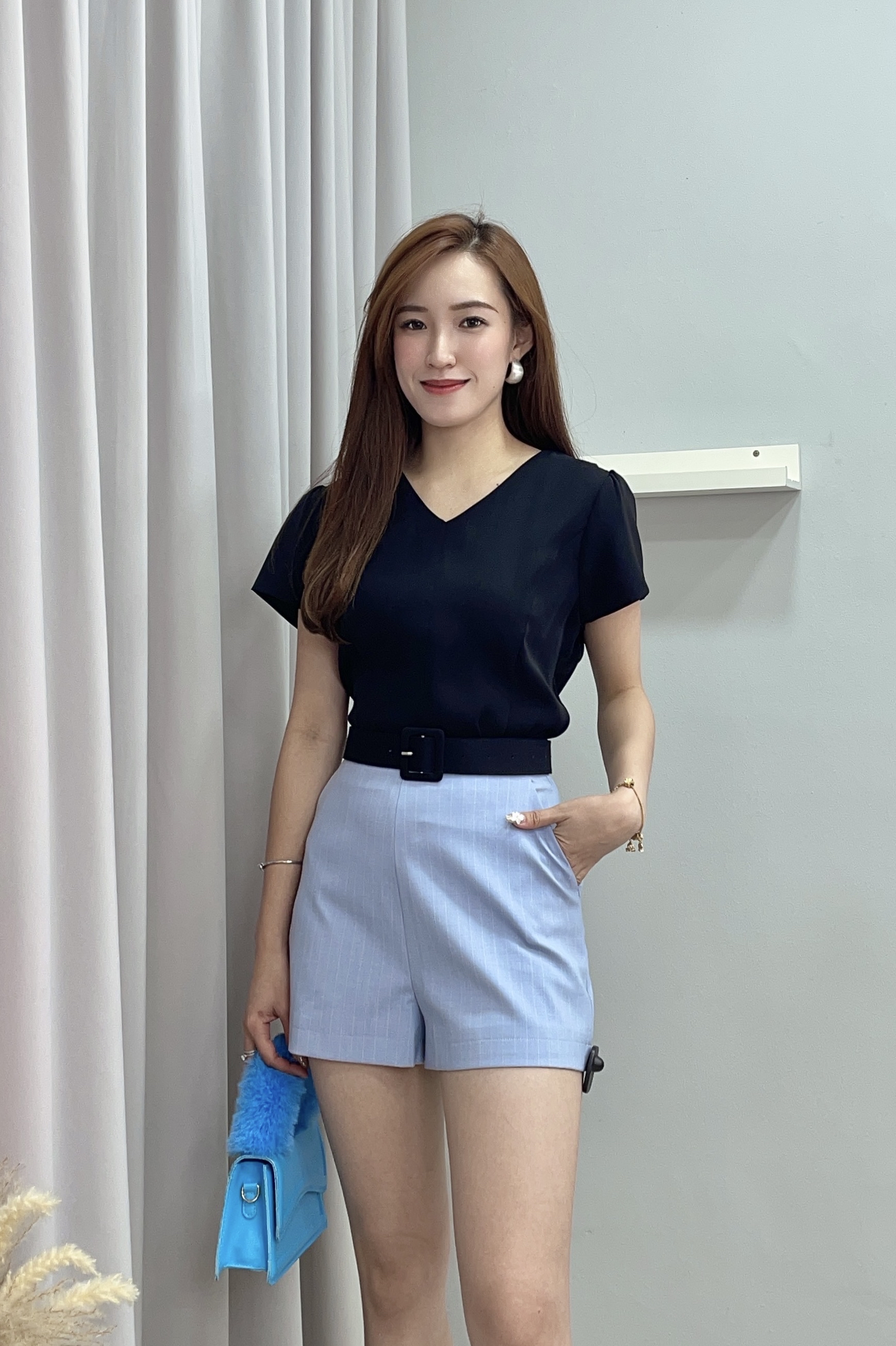 38104 Elara Sculpt Waist Blouse