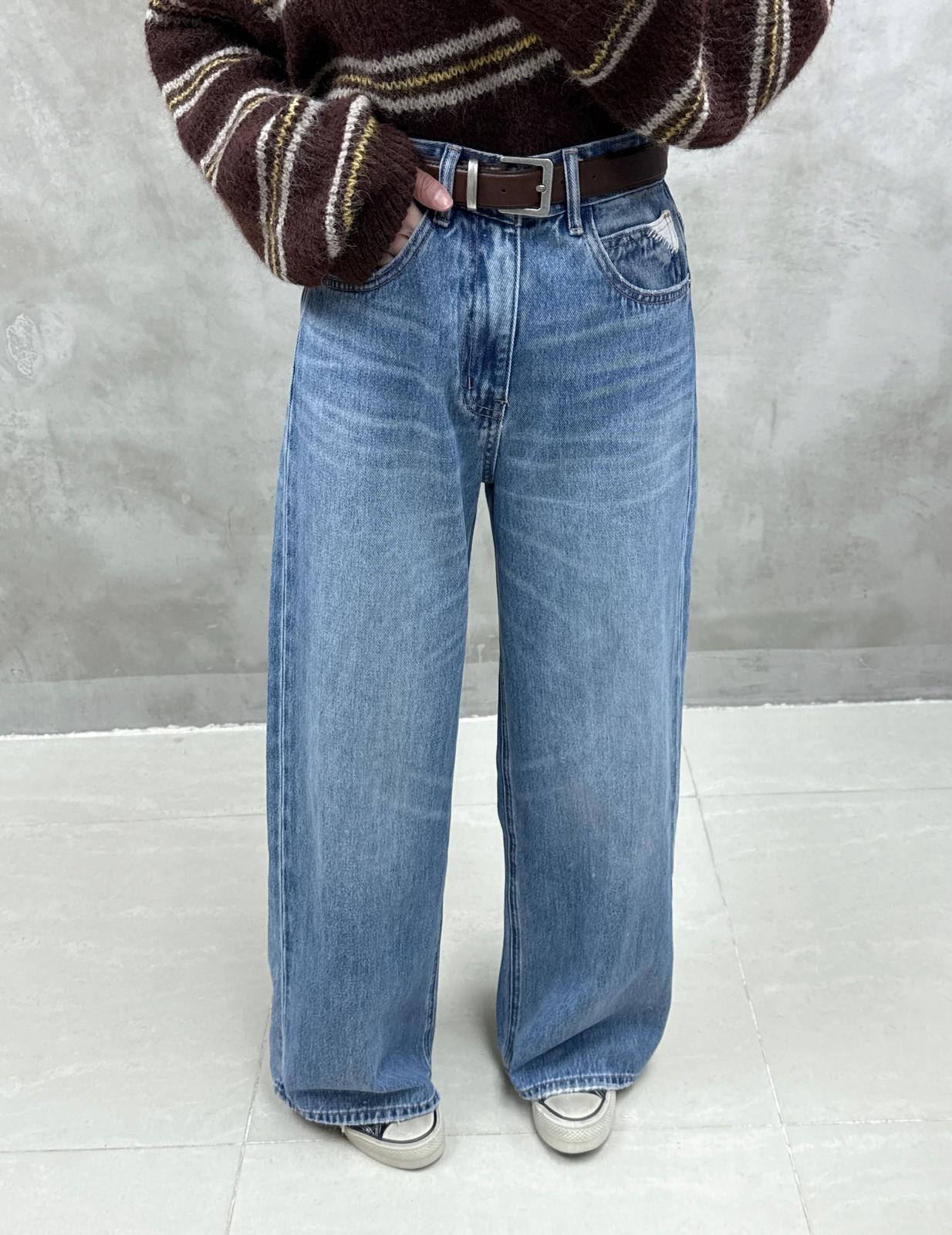 洗水直腳牛仔褲